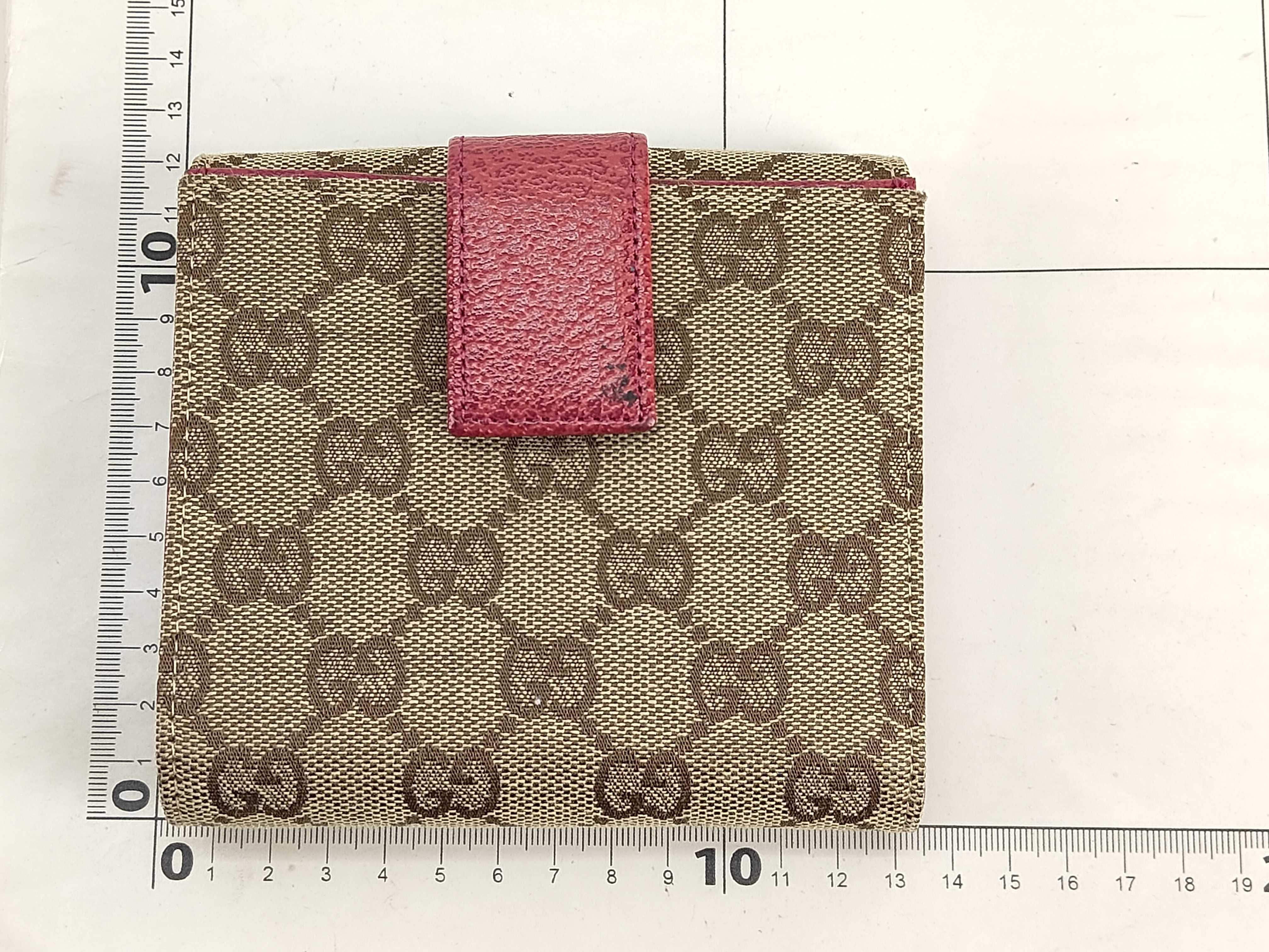 GG Canvas Gucci Wallet — view 2