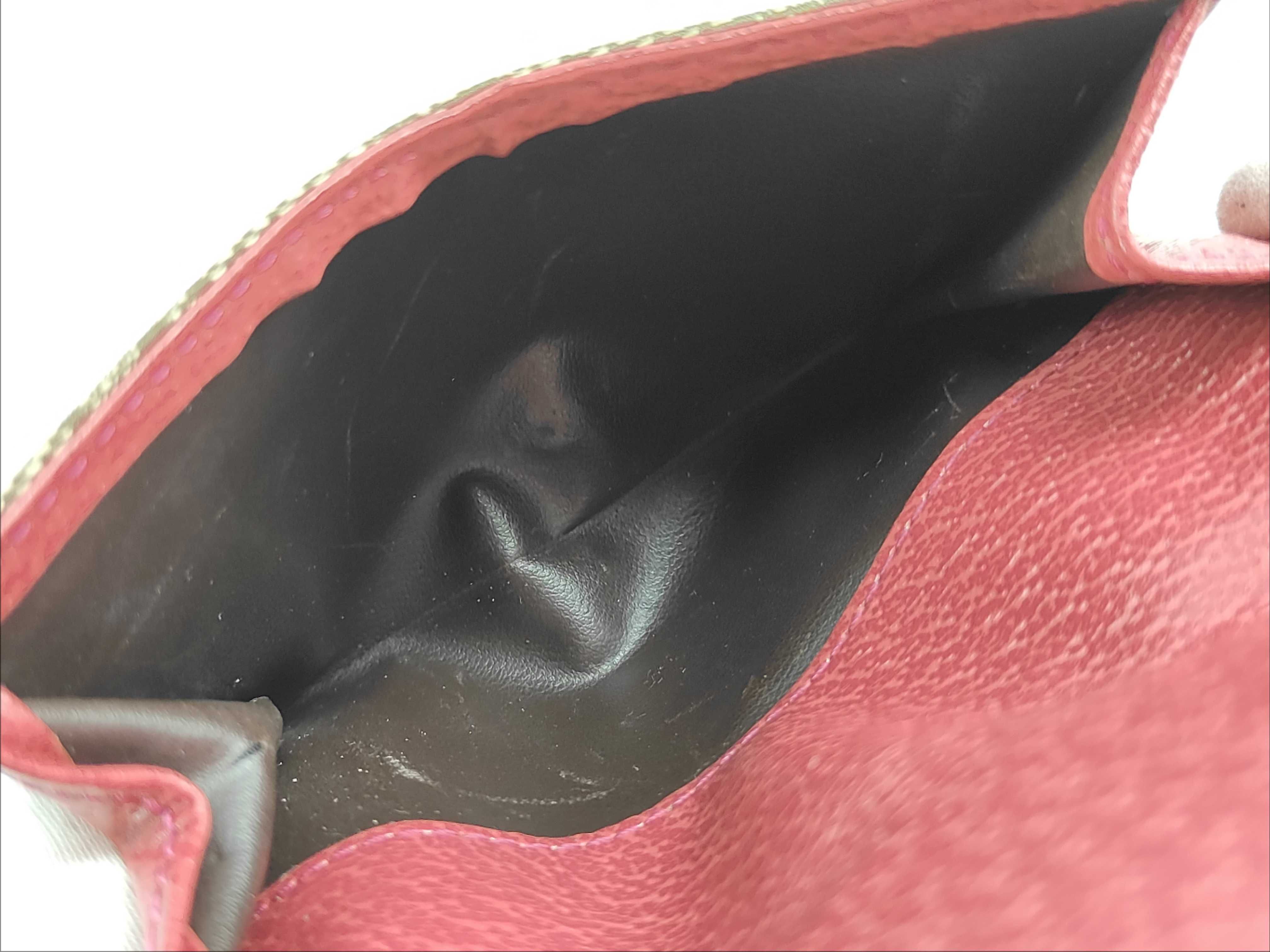 GG Canvas Gucci Wallet — view 14