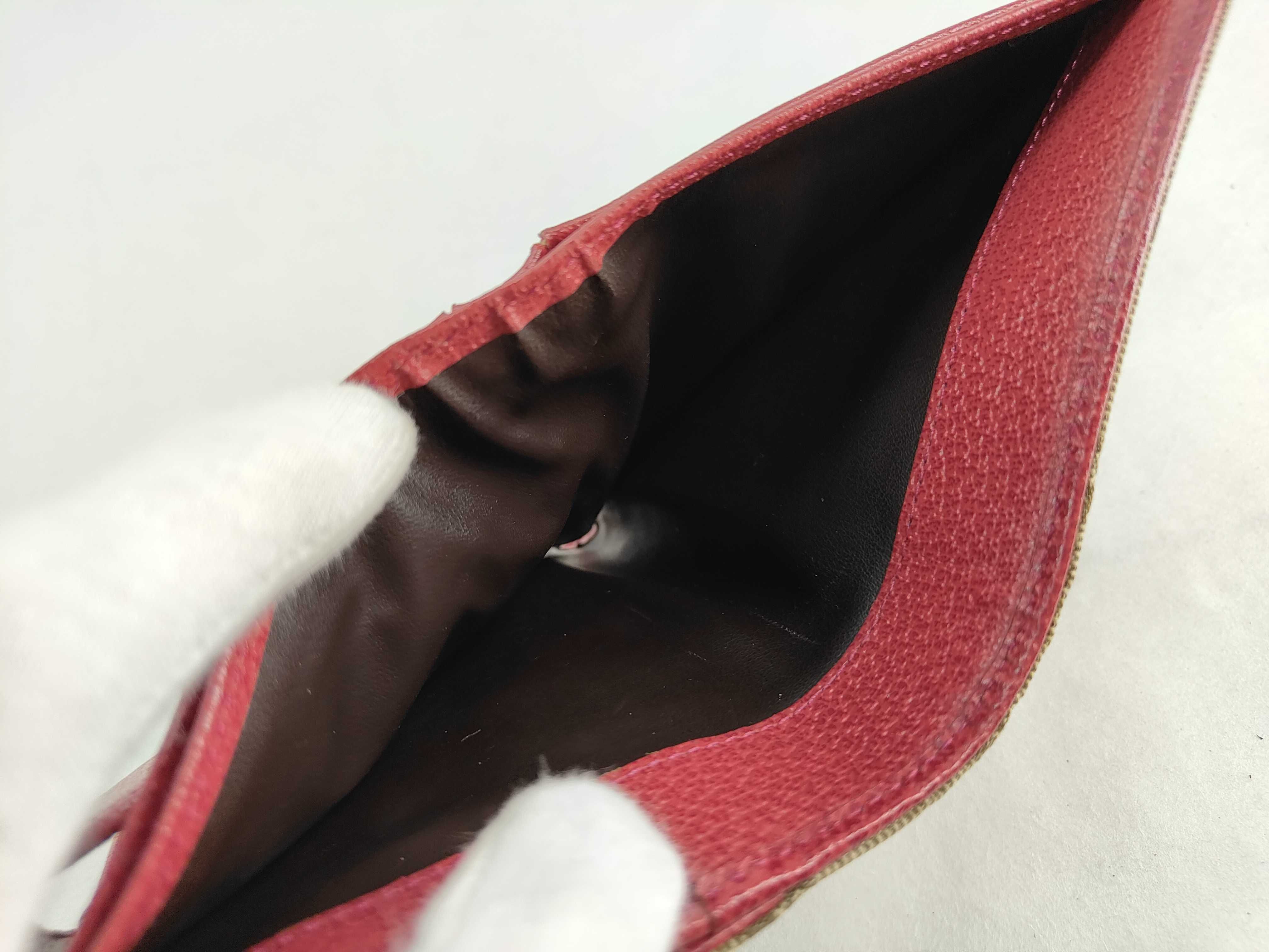 GG Canvas Gucci Wallet — view 9