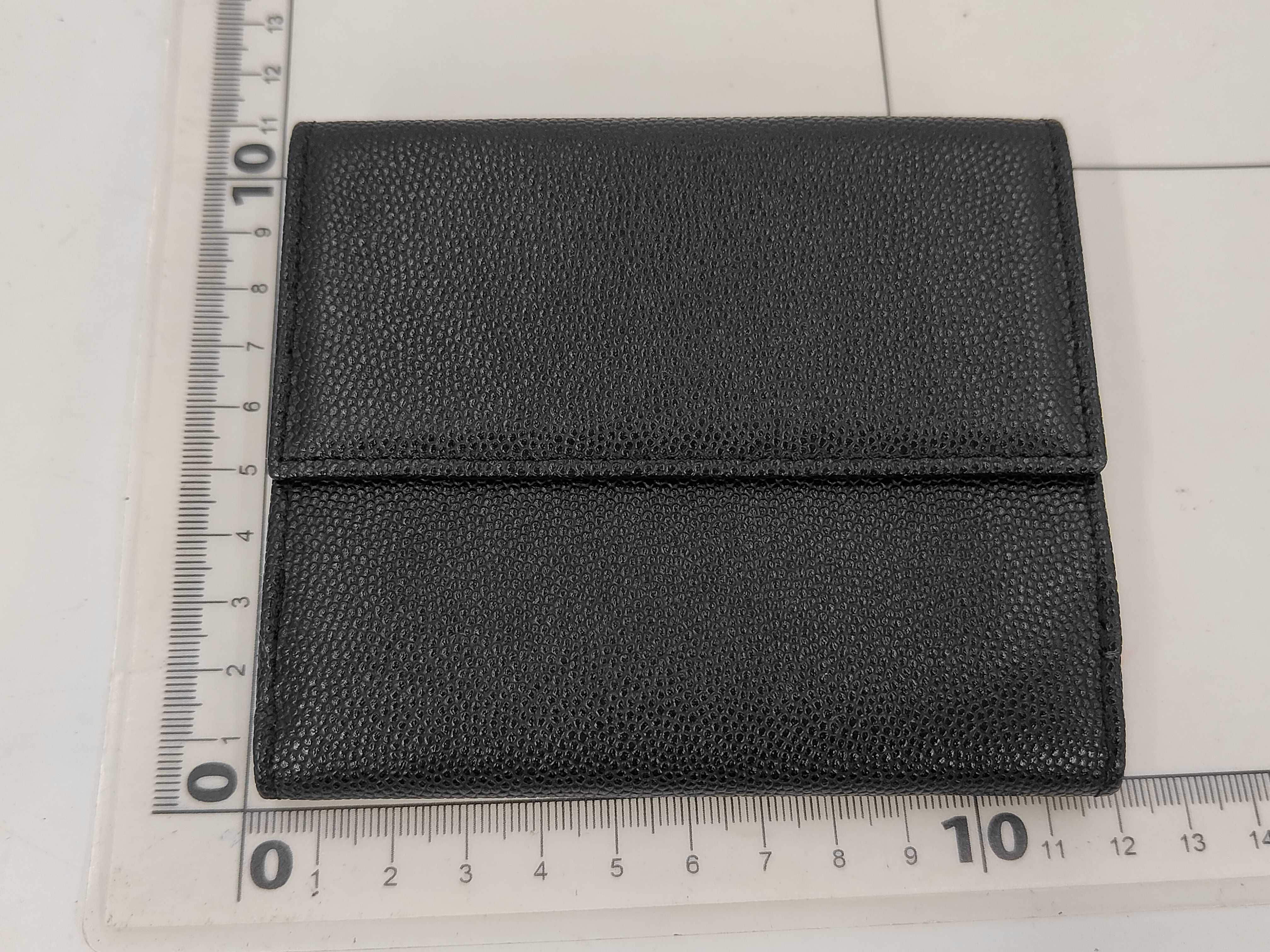 wallet — view 2