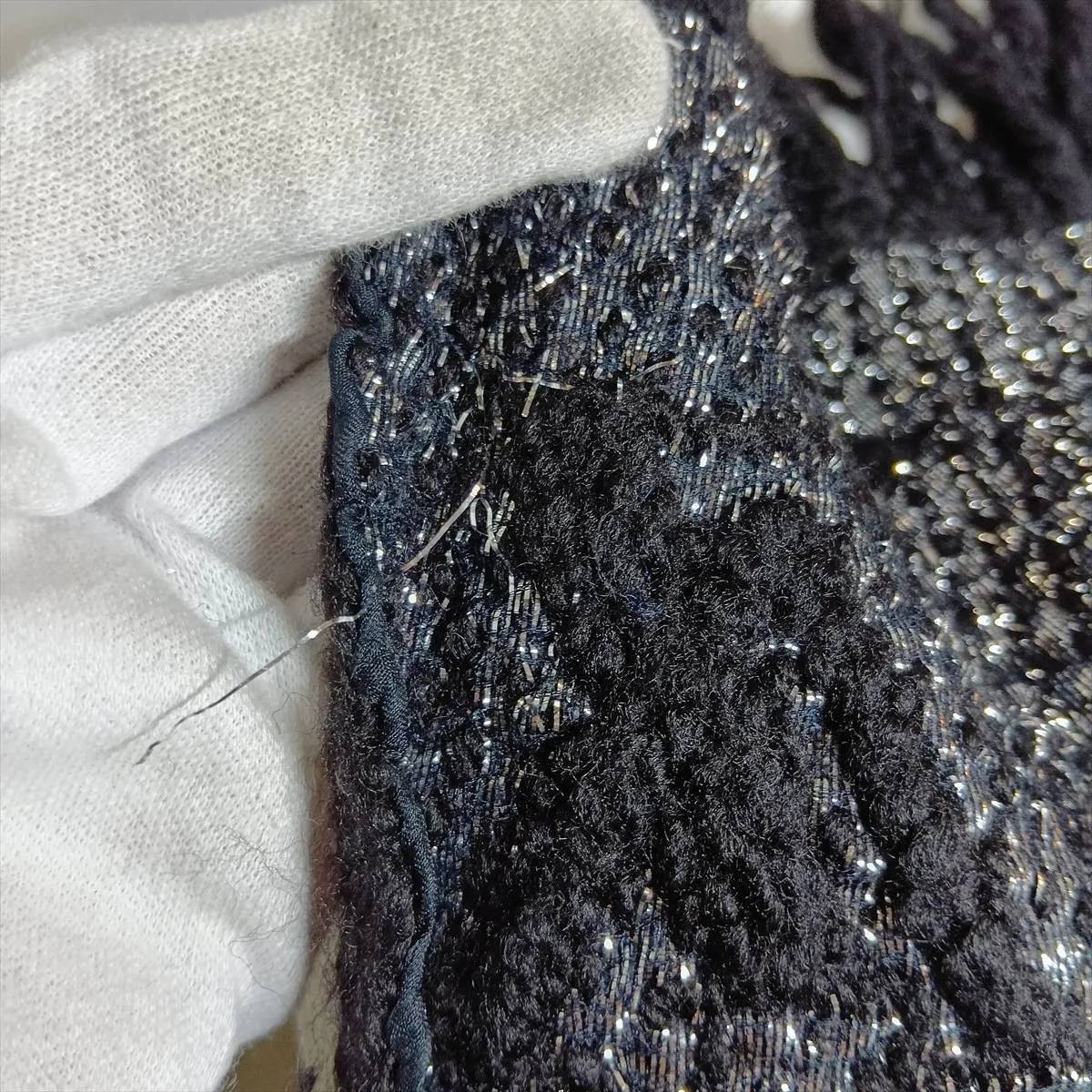 M75833 Echarpe Logomania Shine Scarf, Wool x Silk, Black x Silver. Shows signs of wear: — view 3