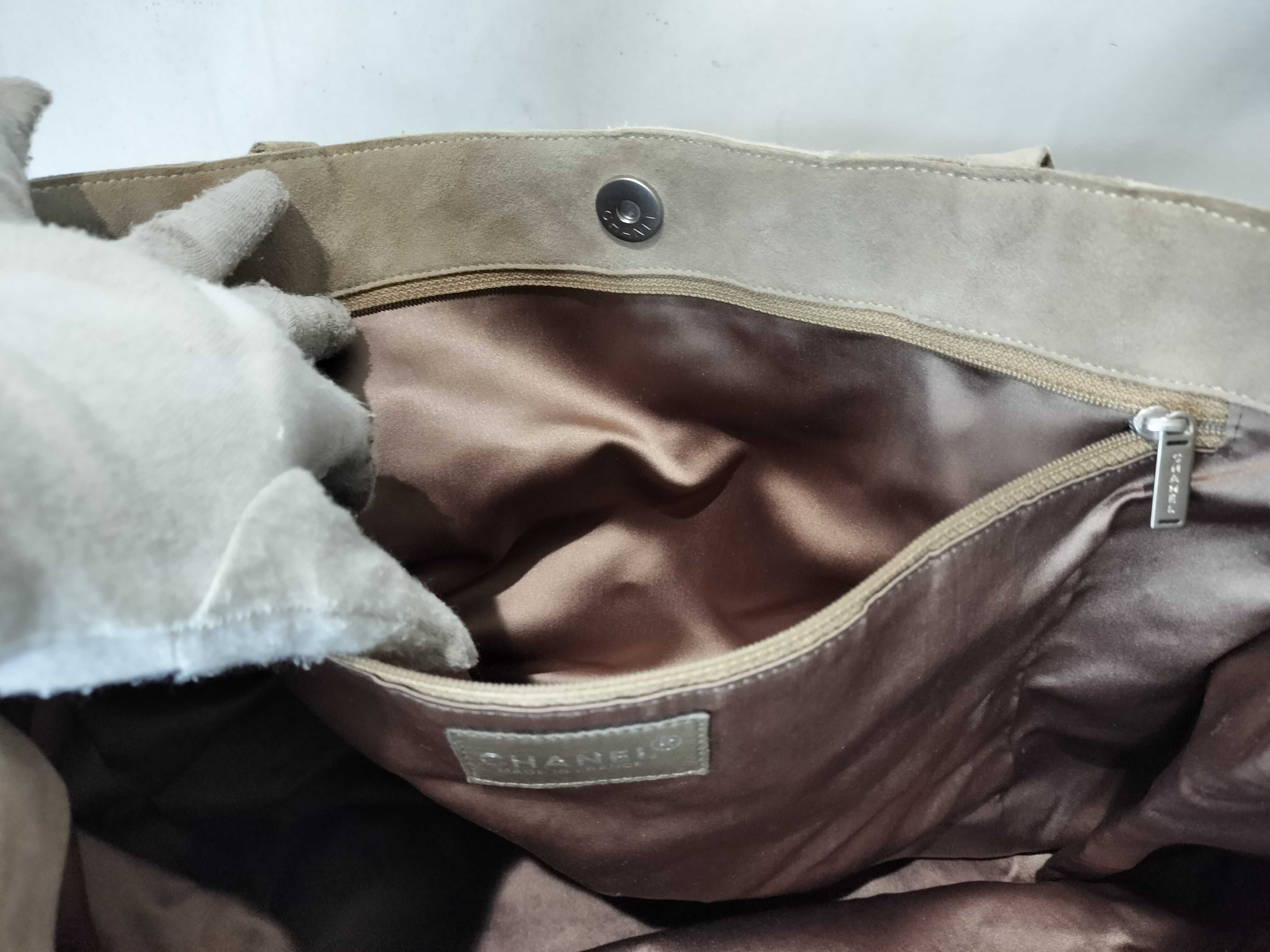 Chocolate Bar Suede Patchwork Tote Bag — view 11