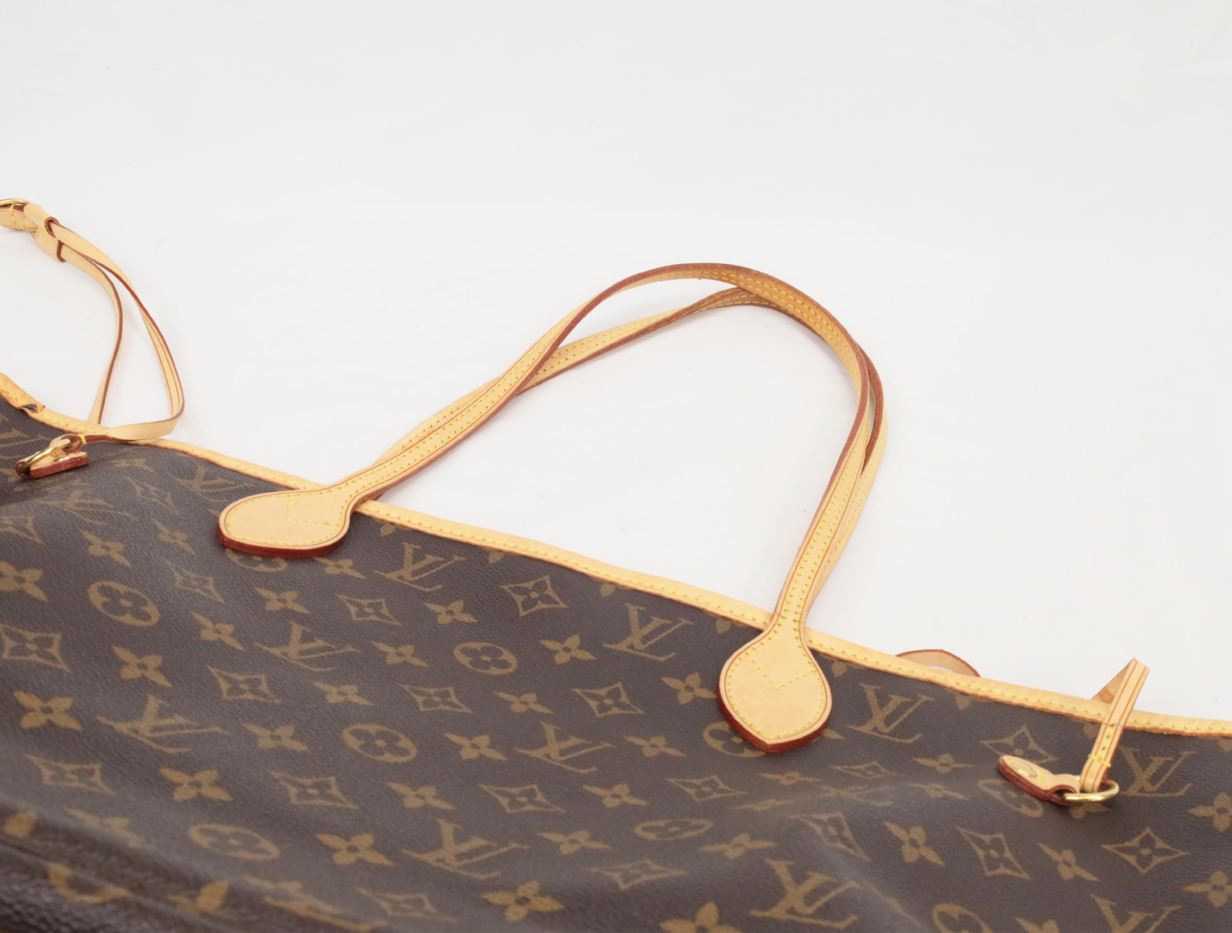 Neverfull MM Shoulder Bag — view 9