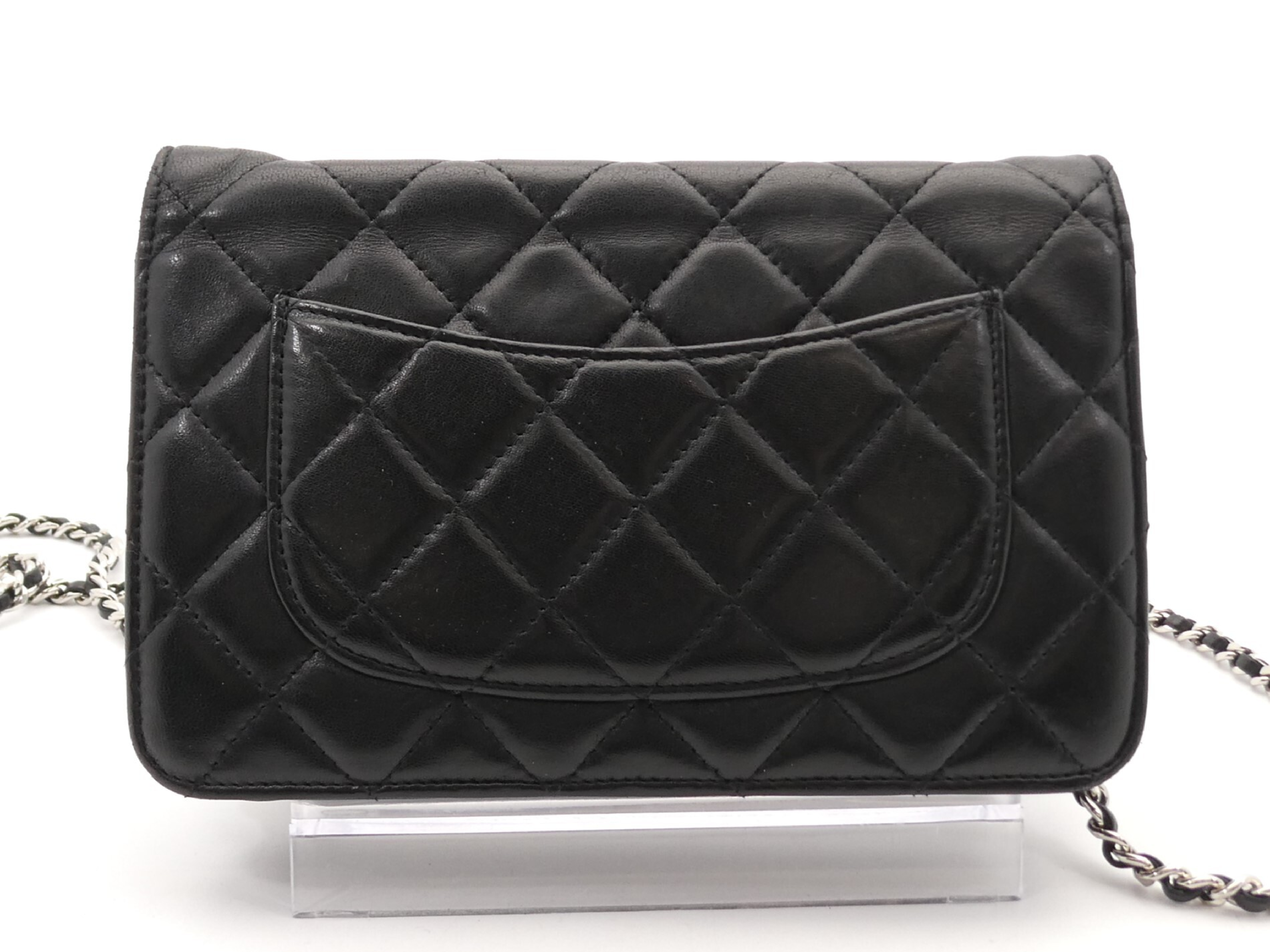 Matelassé Coco Mark Chain Wallet Shoulder Bag — view 2