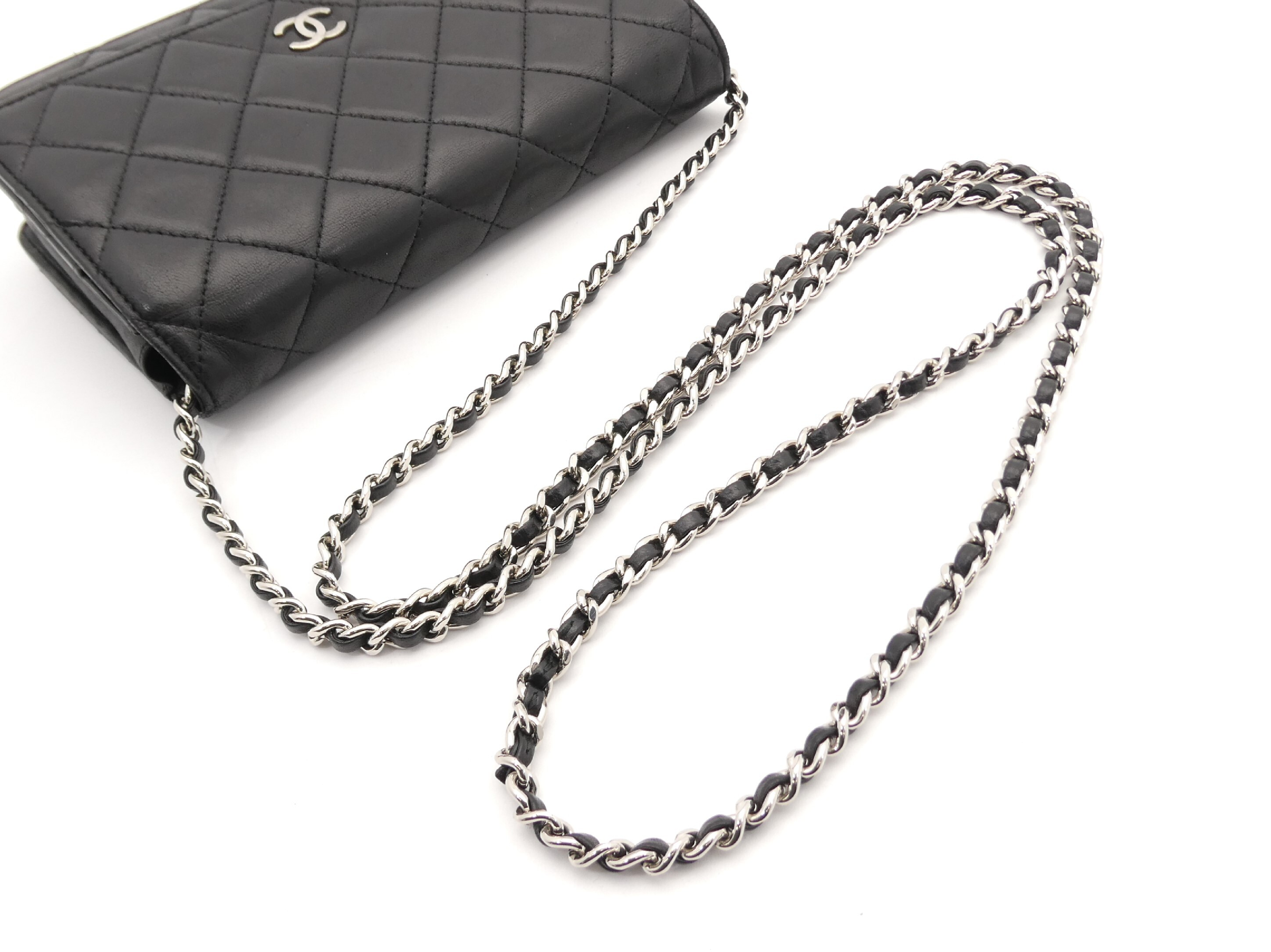 Matelassé Coco Mark Chain Wallet Shoulder Bag — view 6