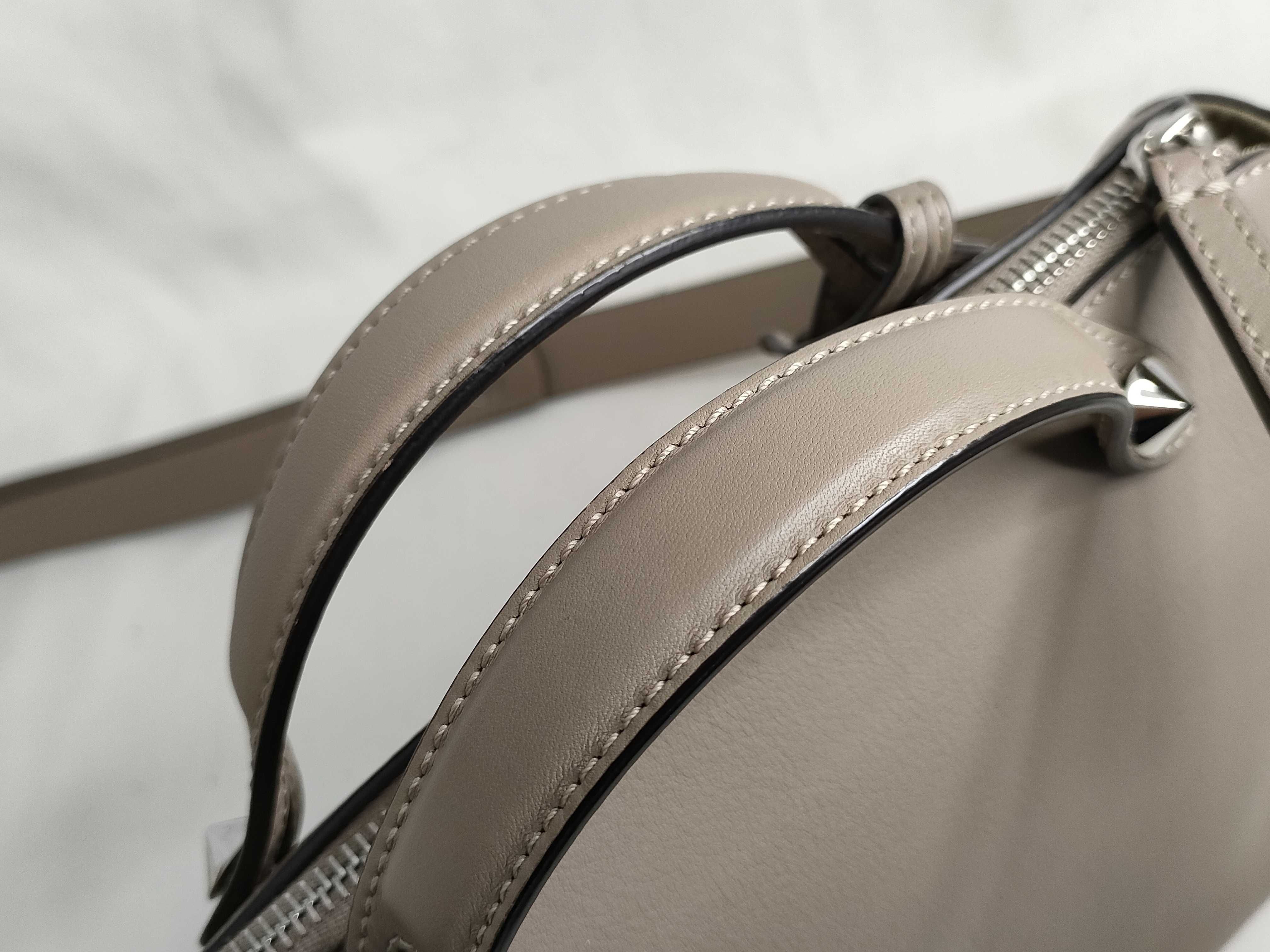 By The Way Medium Leather 2-Way Handbag, Greige, 8BL146 (Handbag) — view 4