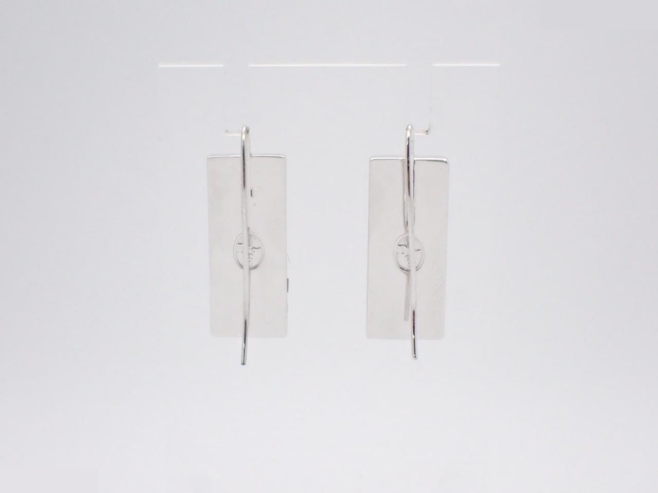 Other lines: Precious metals and earrings — view 2