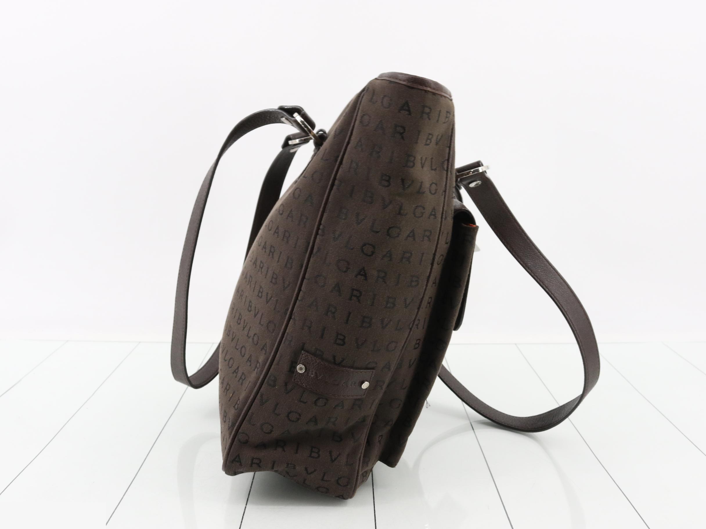 Logo Mania (Bag) - Tote Bag — view 4