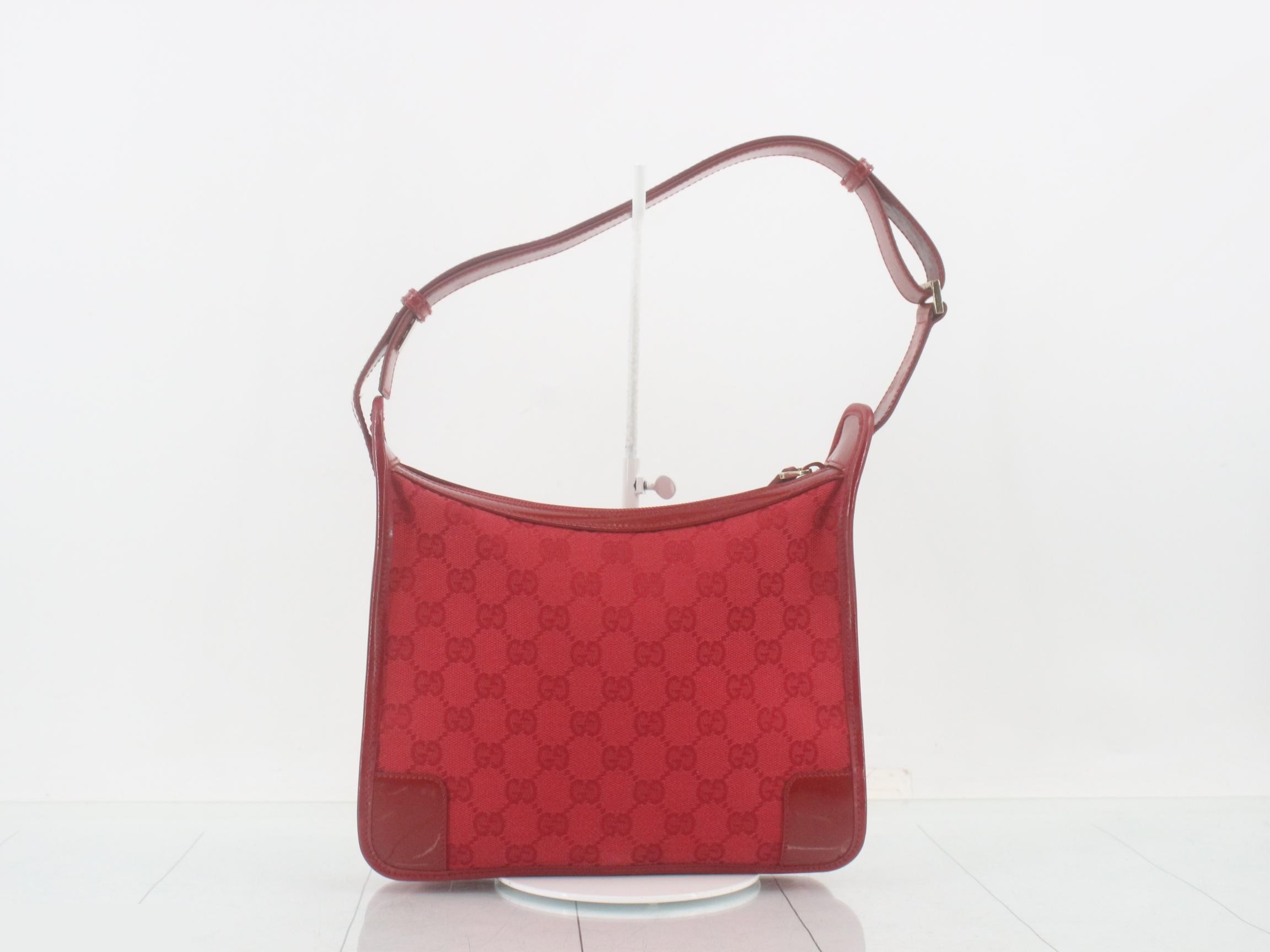 GG Canvas (Bag) - Shoulder Bag — view 2