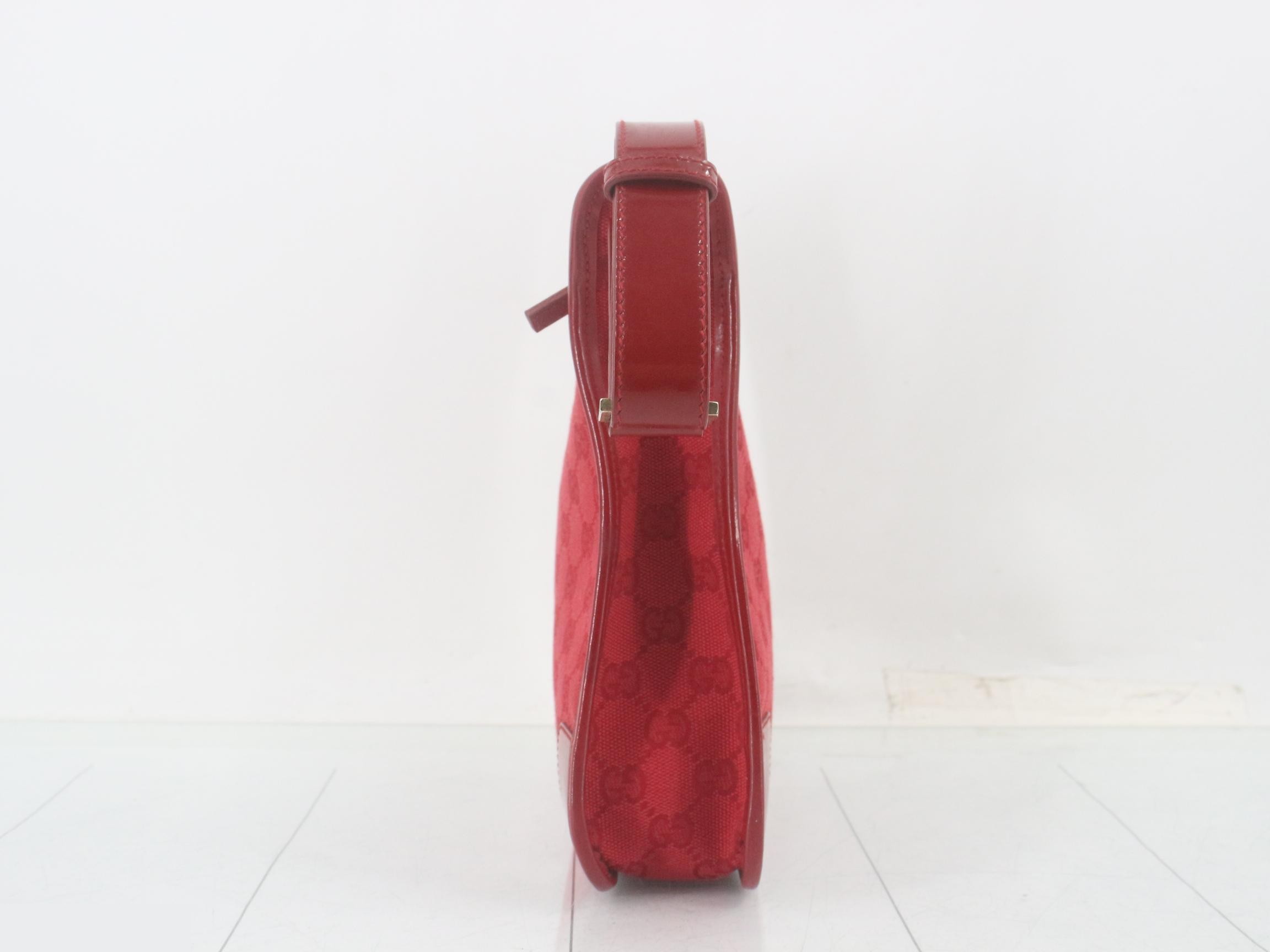GG Canvas (Bag) - Shoulder Bag — view 4