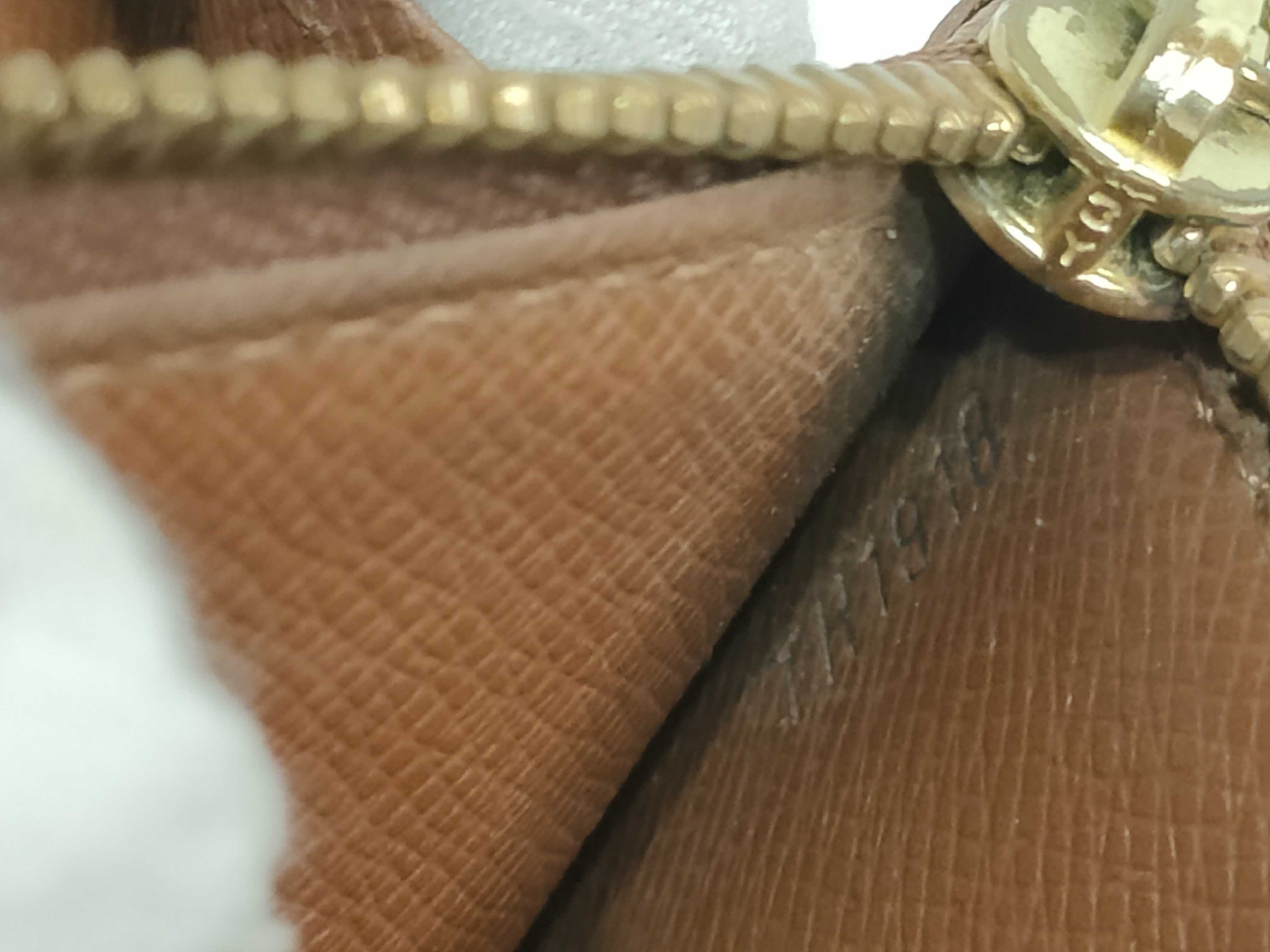Monogram Louis Vuitton Portefeuille Sarah Wallet — view 15