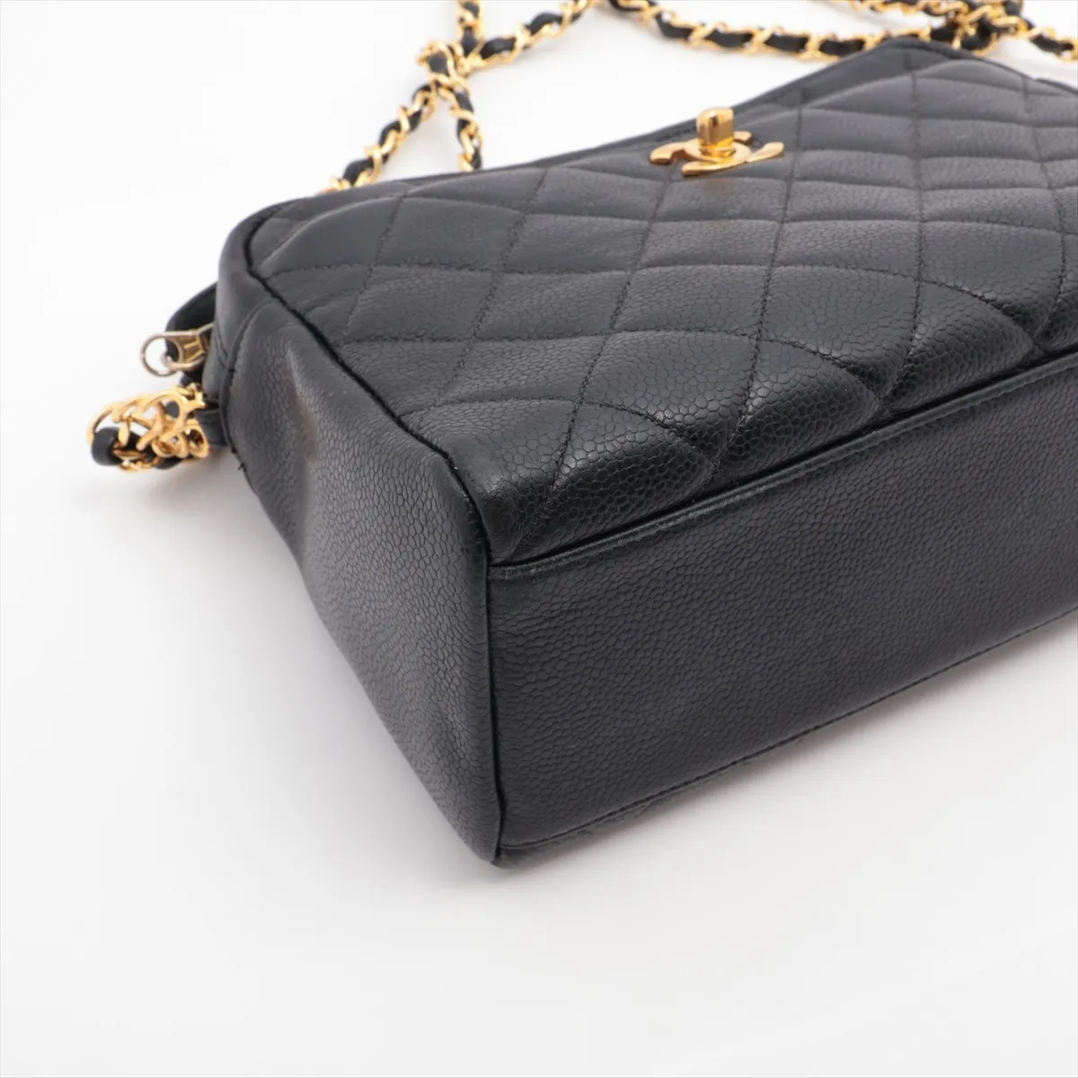 Matelasse Caviar Skin Chain Shoulder Bag Black Gold Hardware Base External Repair — view 4