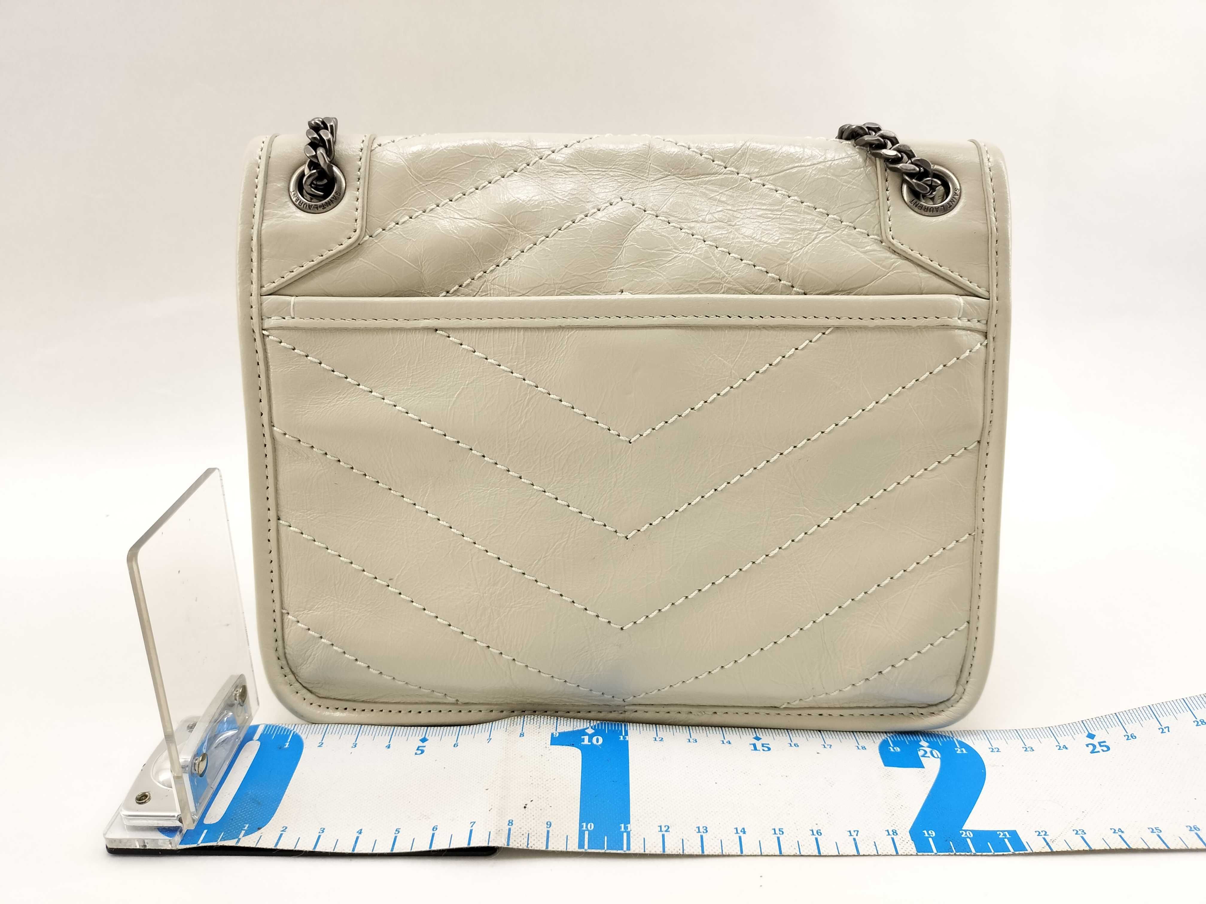 Niki Baby Chain Shoulder Bag 633160 Shoulder Bag — view 2
