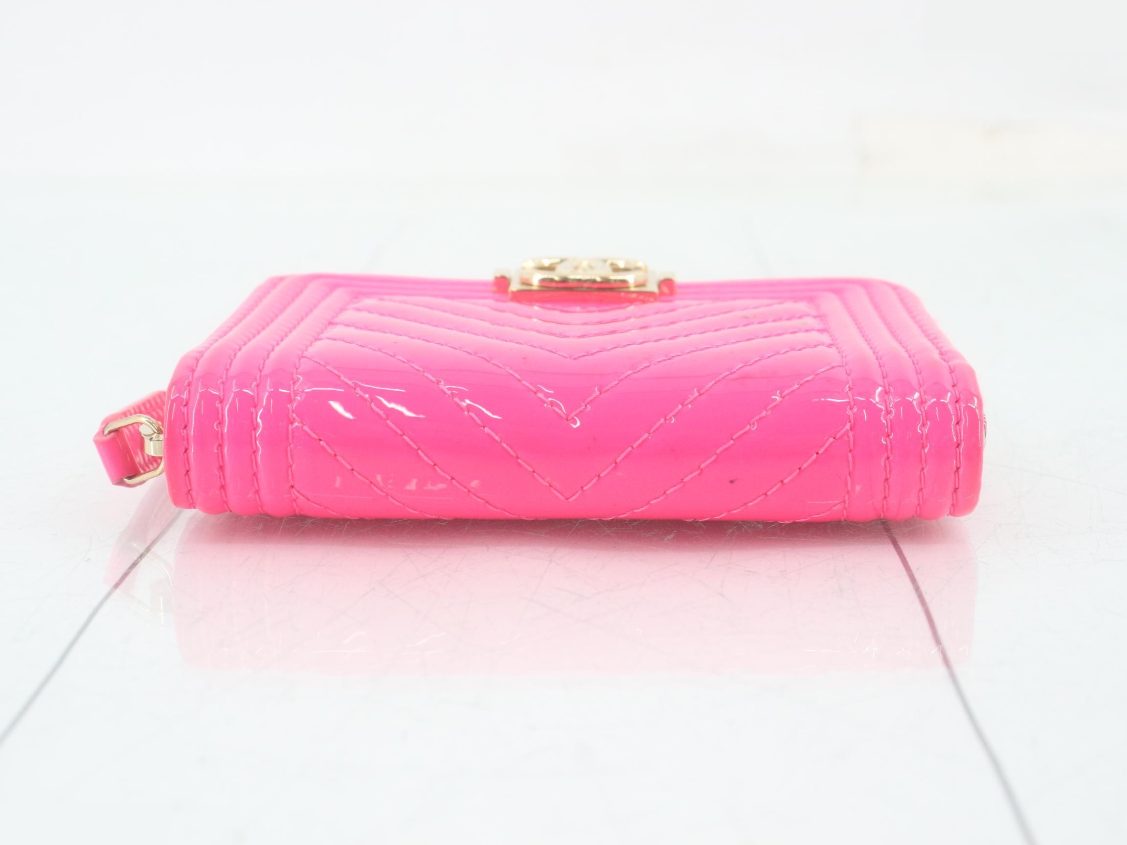 Other lines: Bags & Coin Cases - Boy Chanel - Neon Pink — view 3