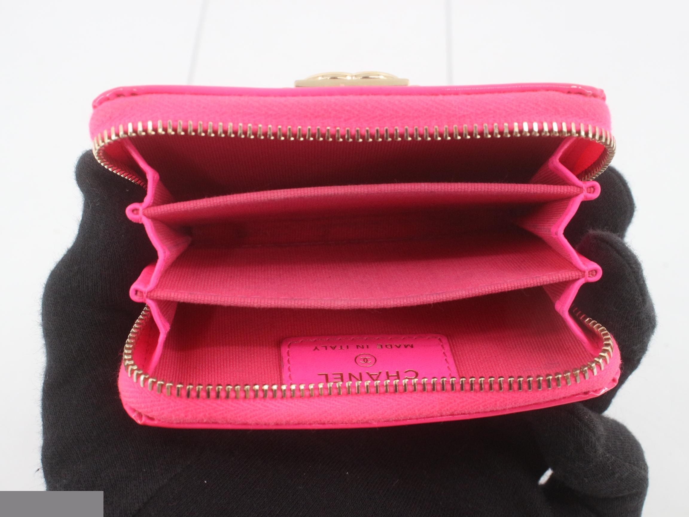 Other lines: Bags & Coin Cases - Boy Chanel - Neon Pink — view 4