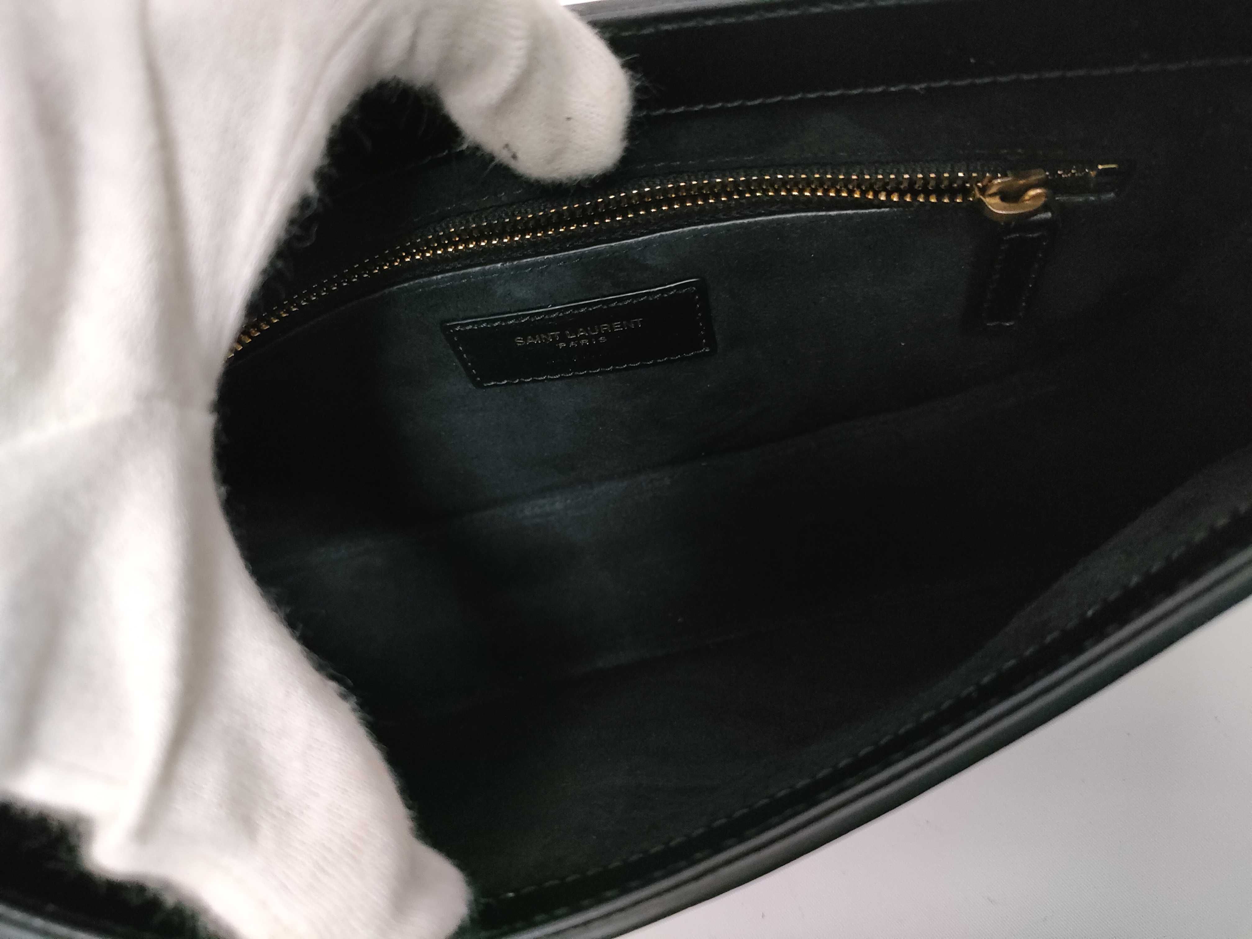 Le 5-7 Black Calf Leather Gold Logo Underarm Bag Handbag — view 11