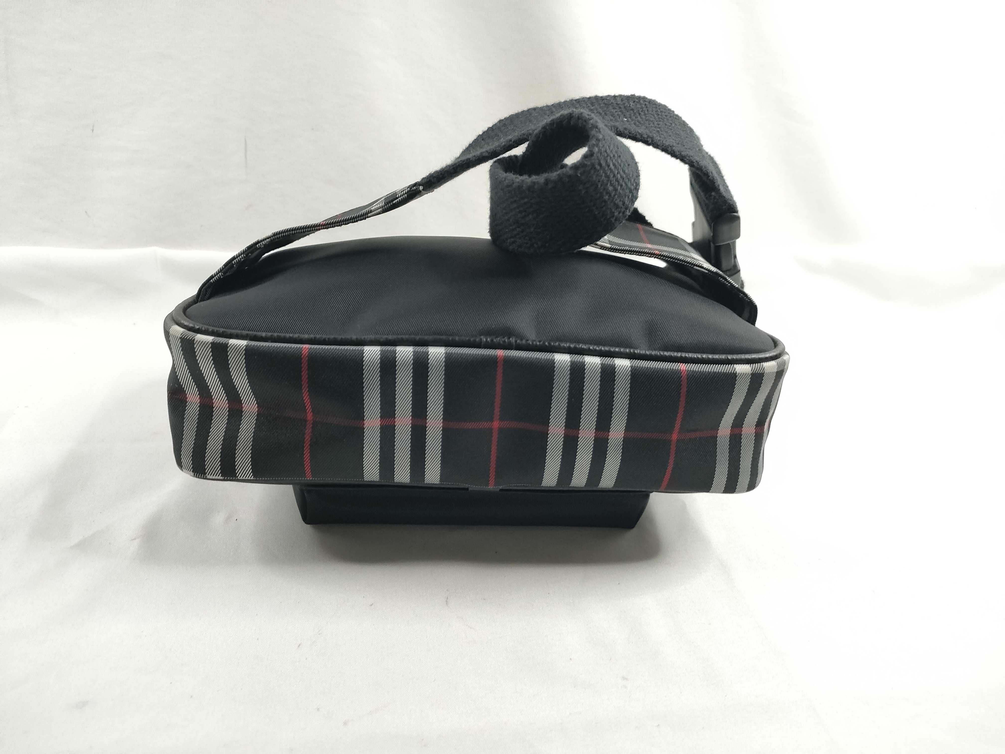 body bag, waist bag — view 4