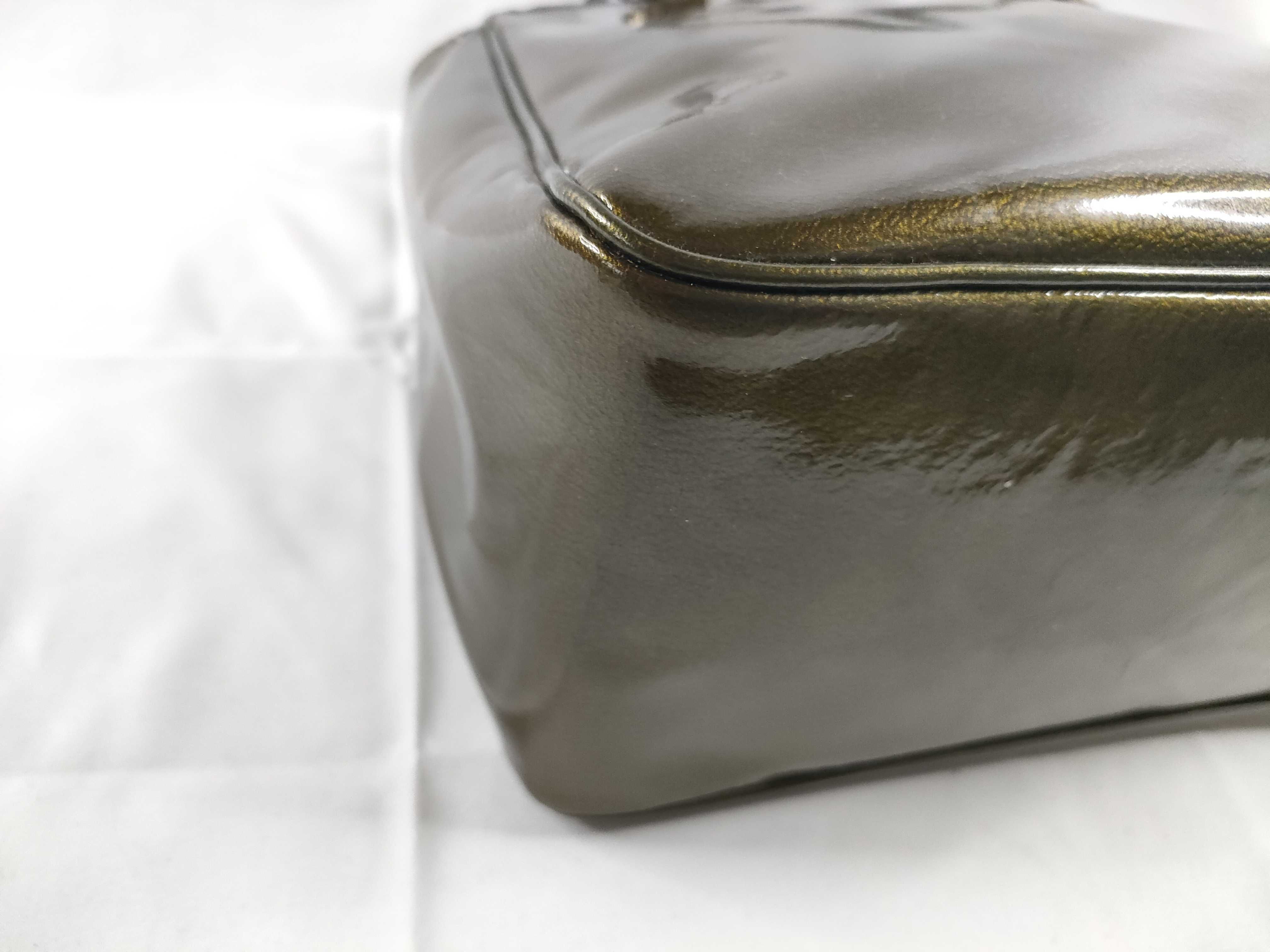 handbag — view 3