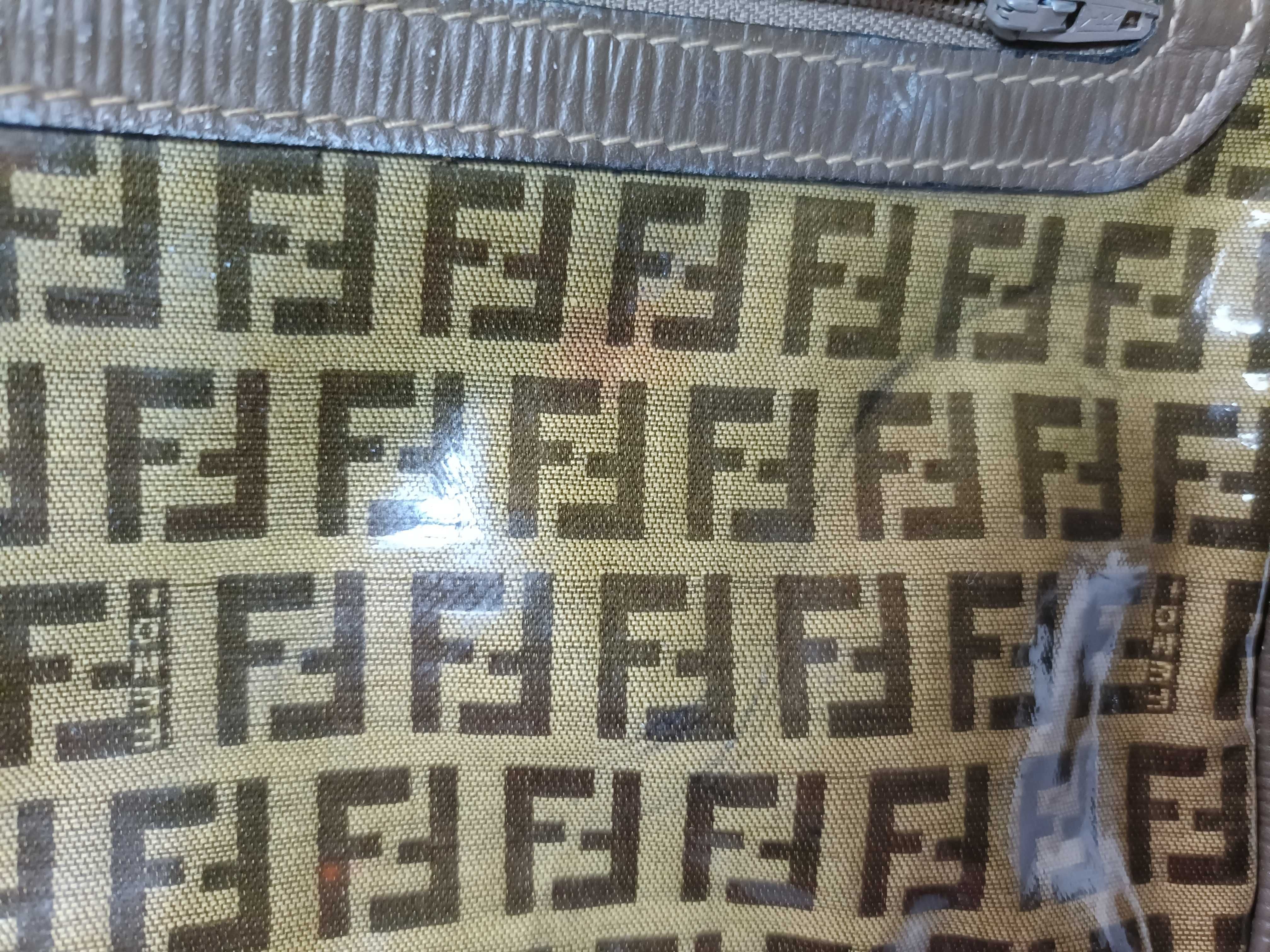 Zucca pattern vinyl shoulder bag — view 15