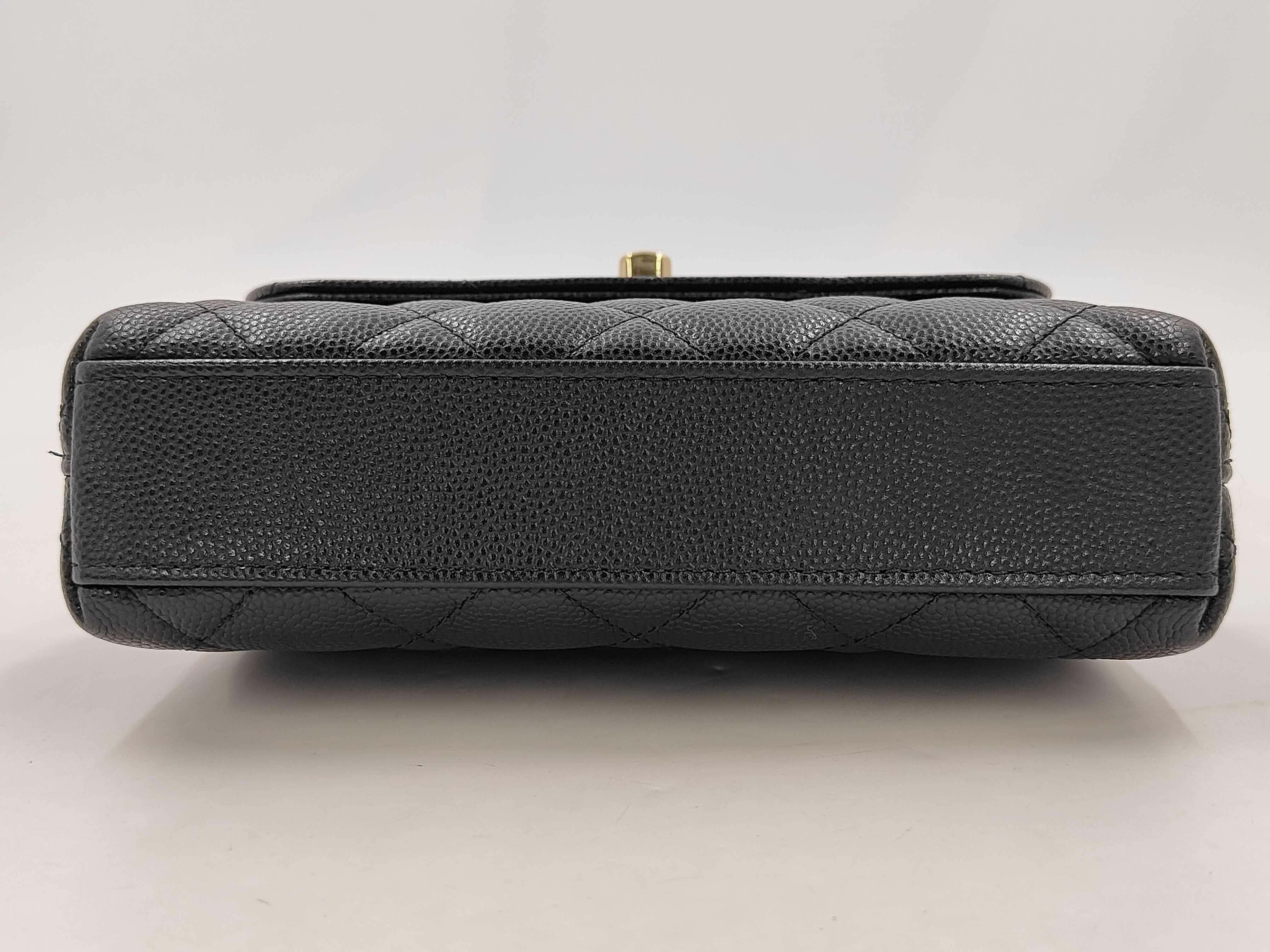 Cocohandle nano Crossbody Shoulder Bag — view 8