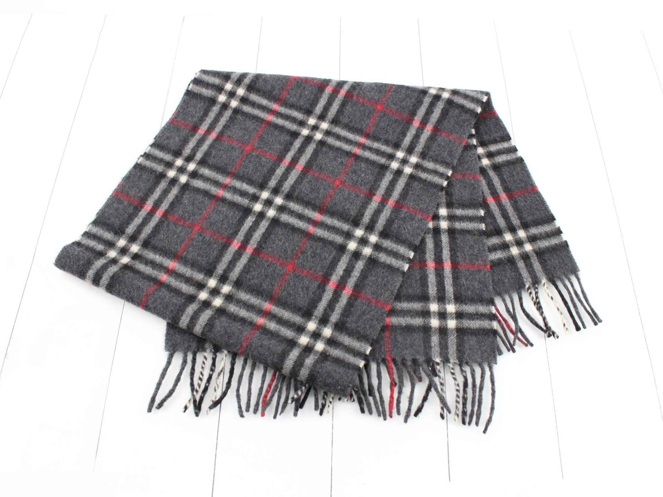 Other lines: Small items, accessories, and scarves — view 3