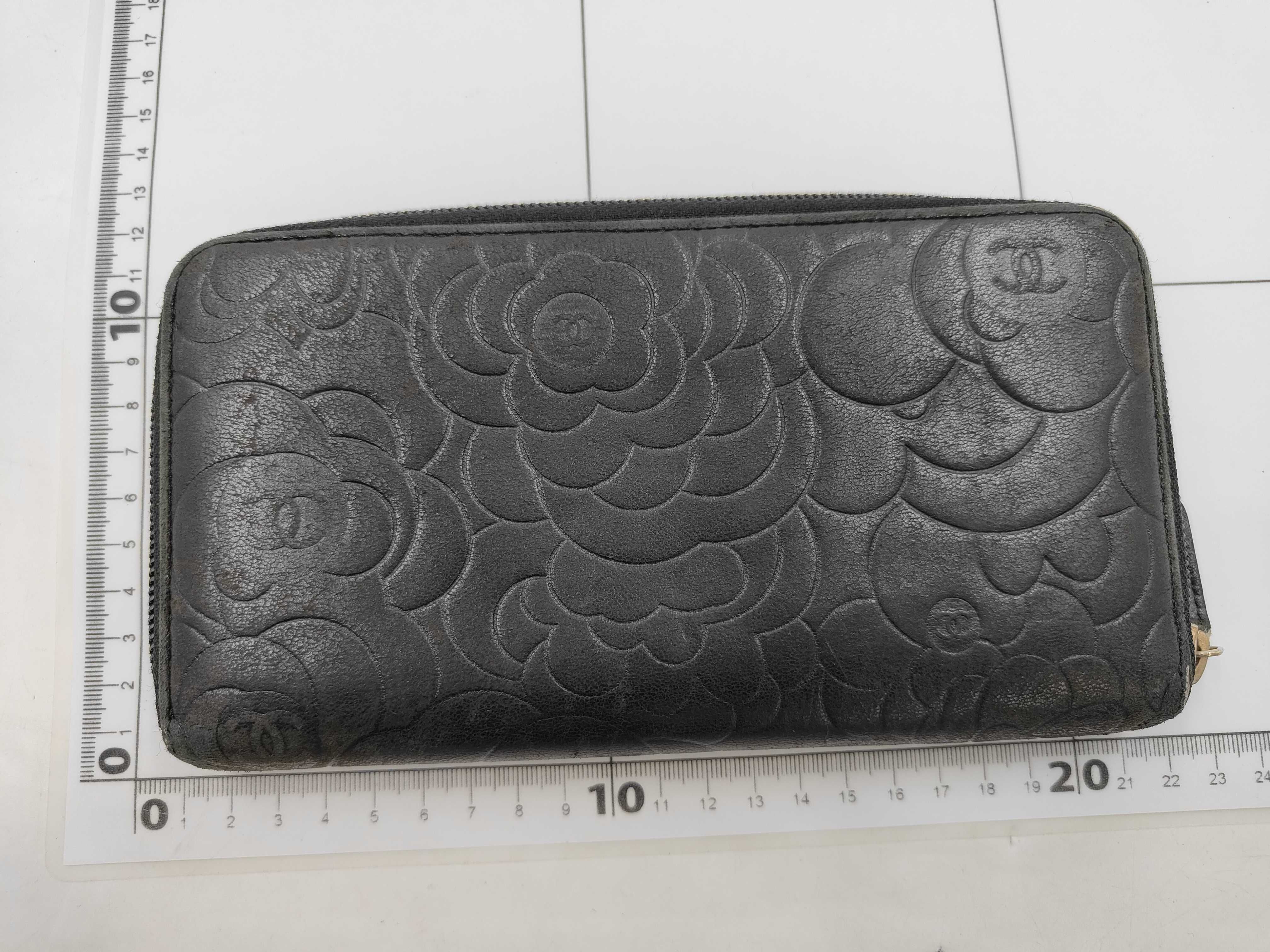 Wallet — view 2