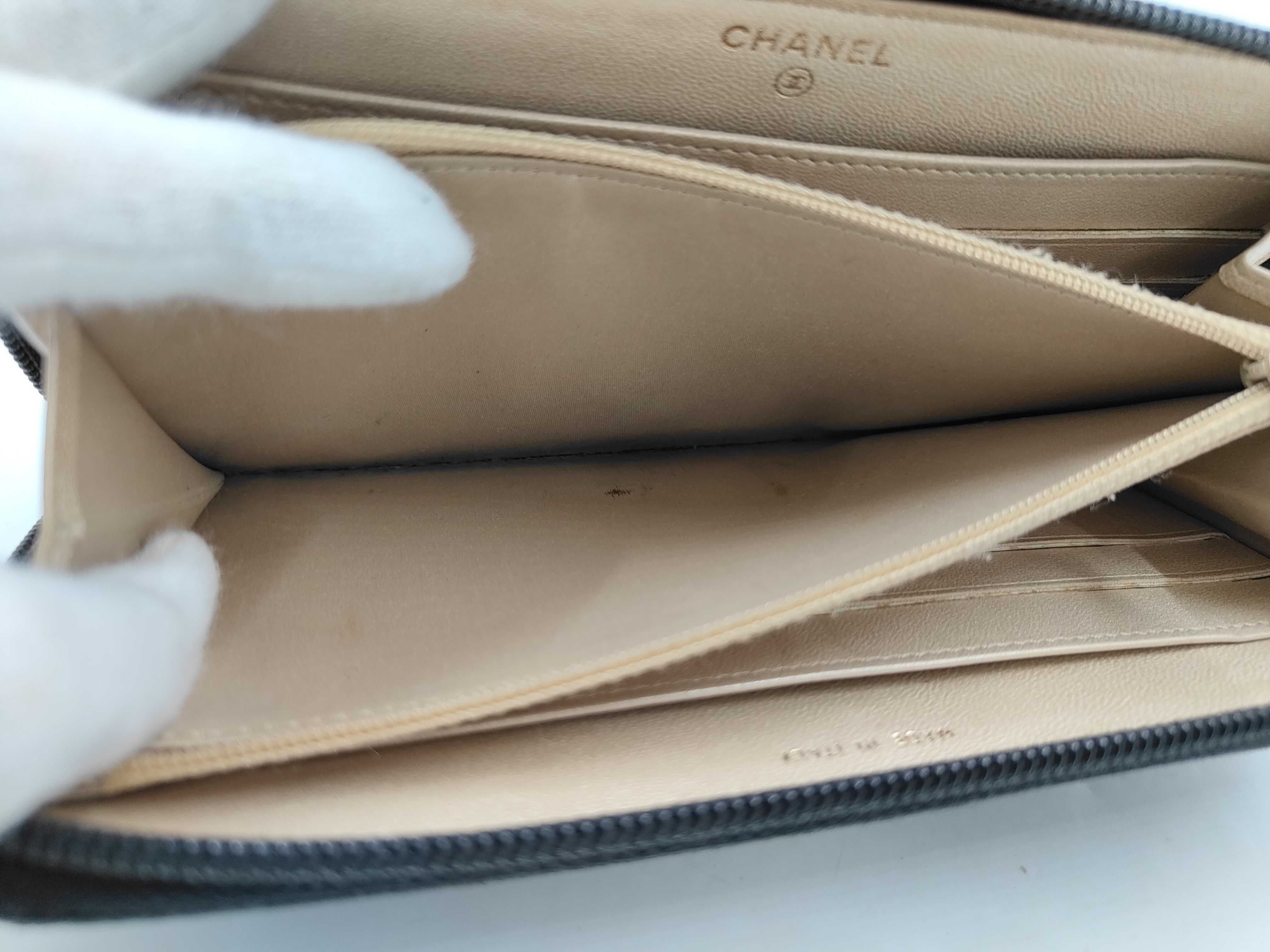 Wallet — view 15