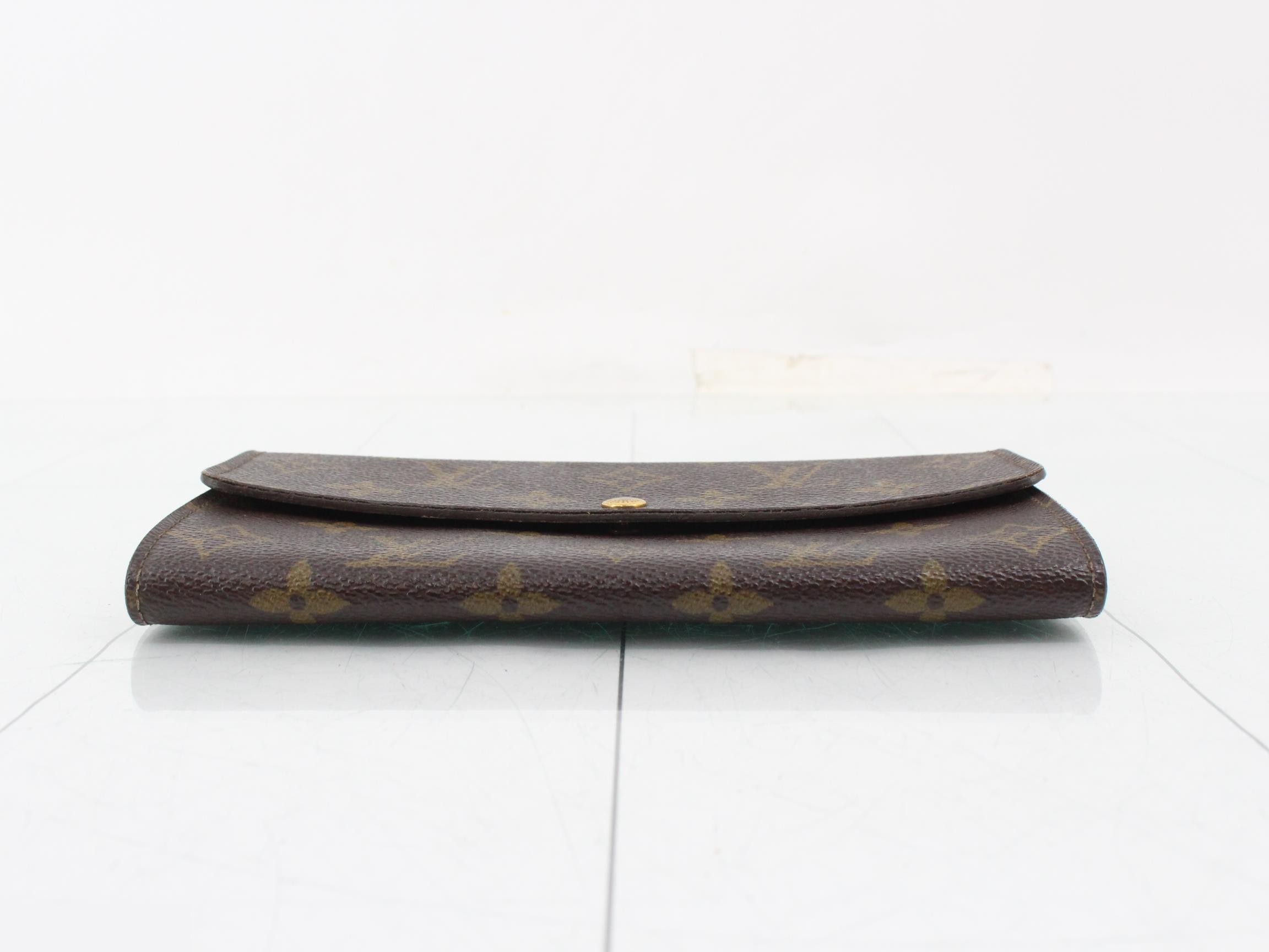 Bi-fold long wallet — view 3