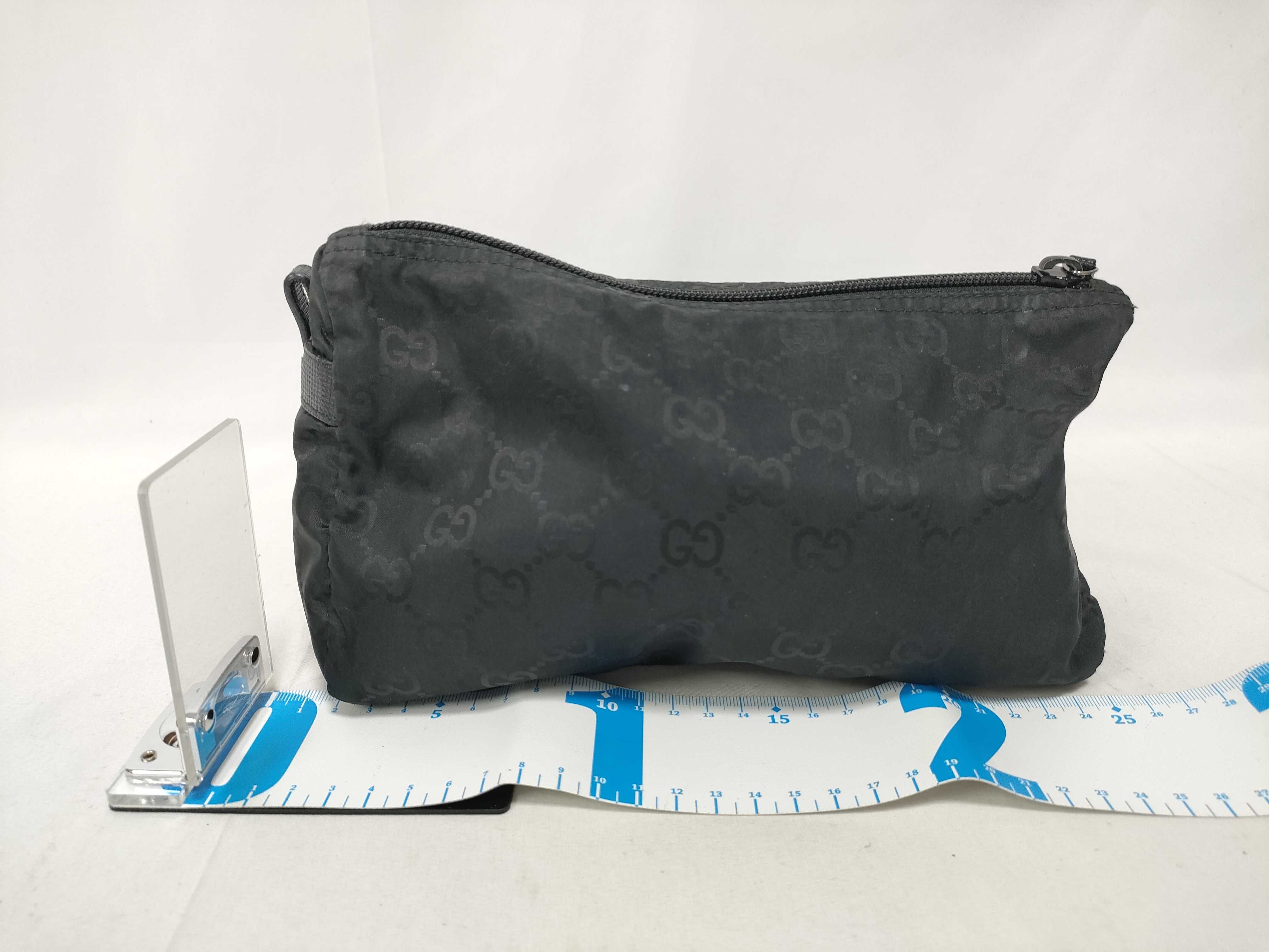 pouch — view 2