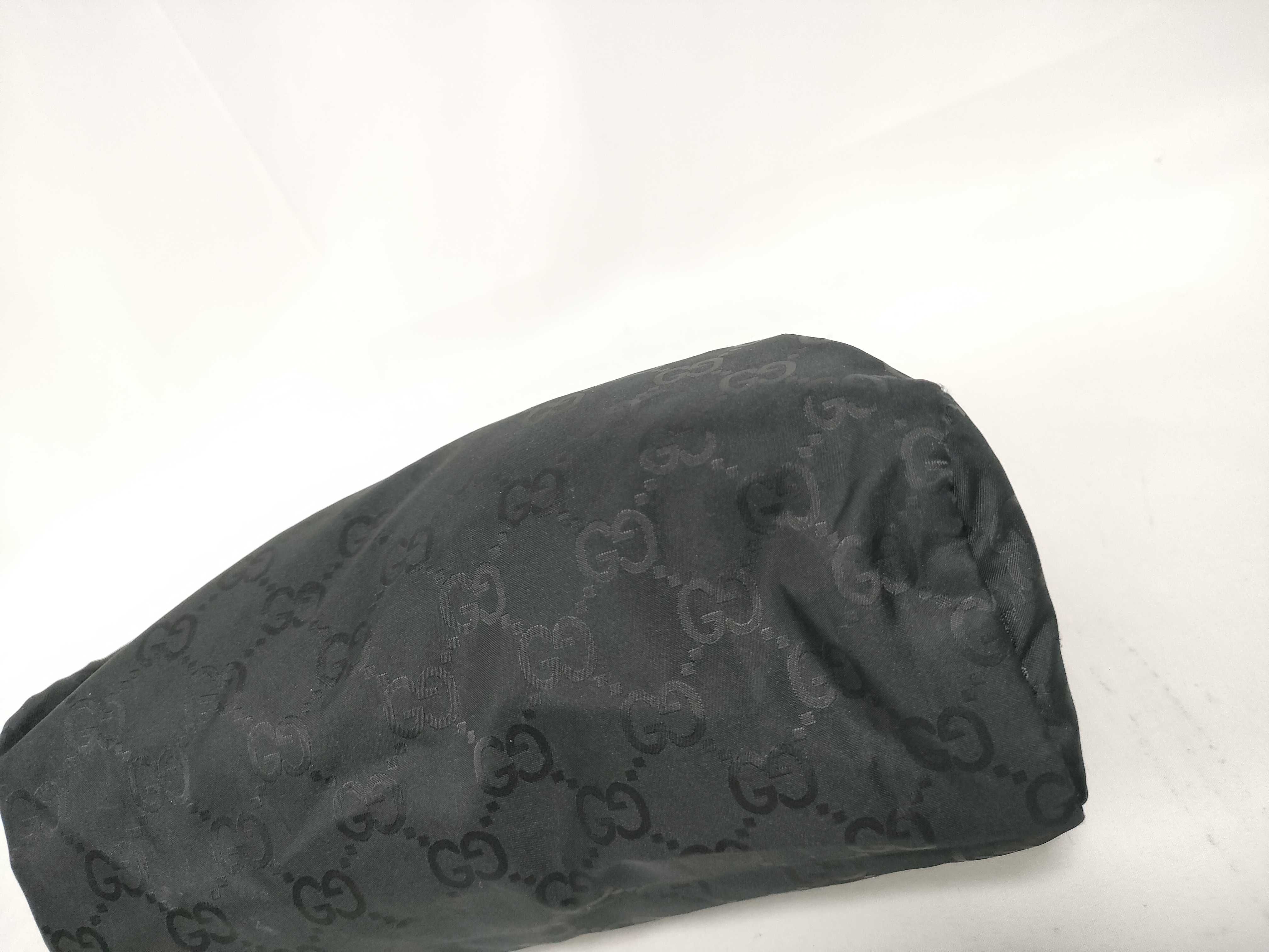 pouch — view 4