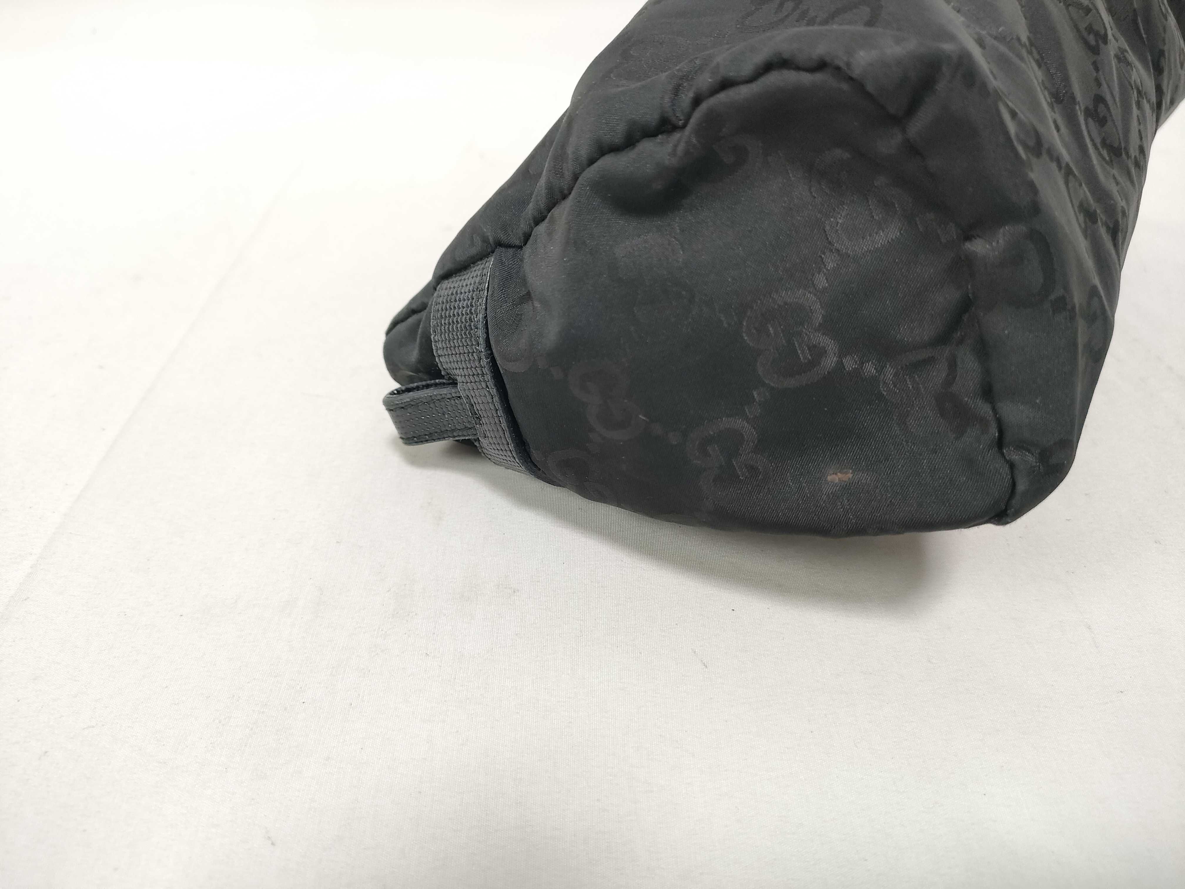 pouch — view 6