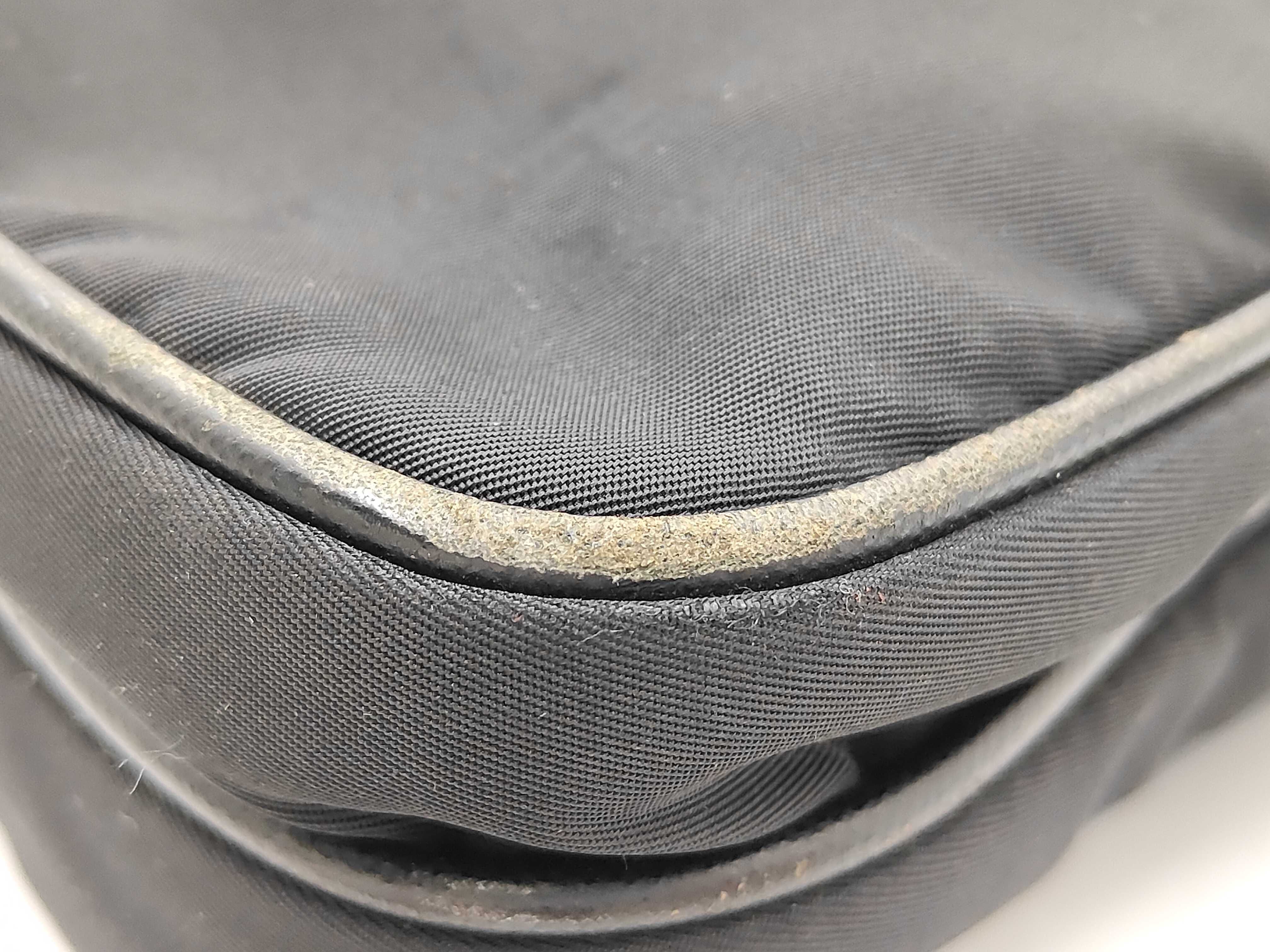 VA251M Nylon Black Shoulder Bag — view 4