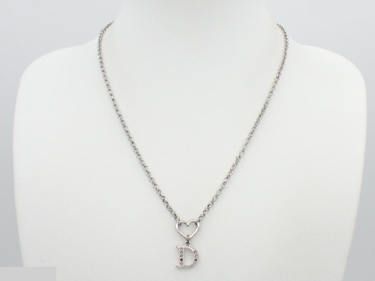 Other lines: Precious metals, necklaces, pendants — view 3
