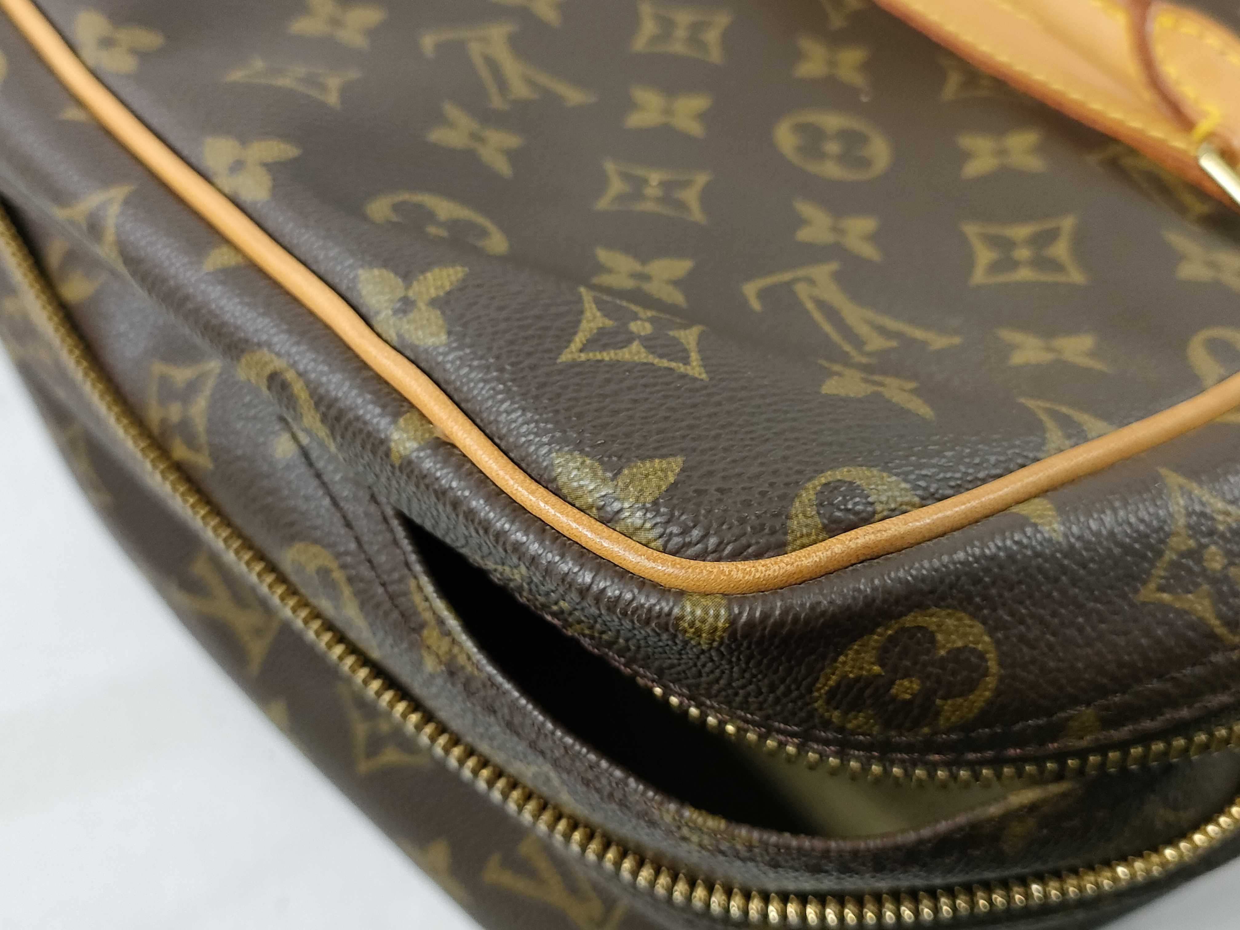 Monogram LV Monogram Travel Bag Handbag — view 14