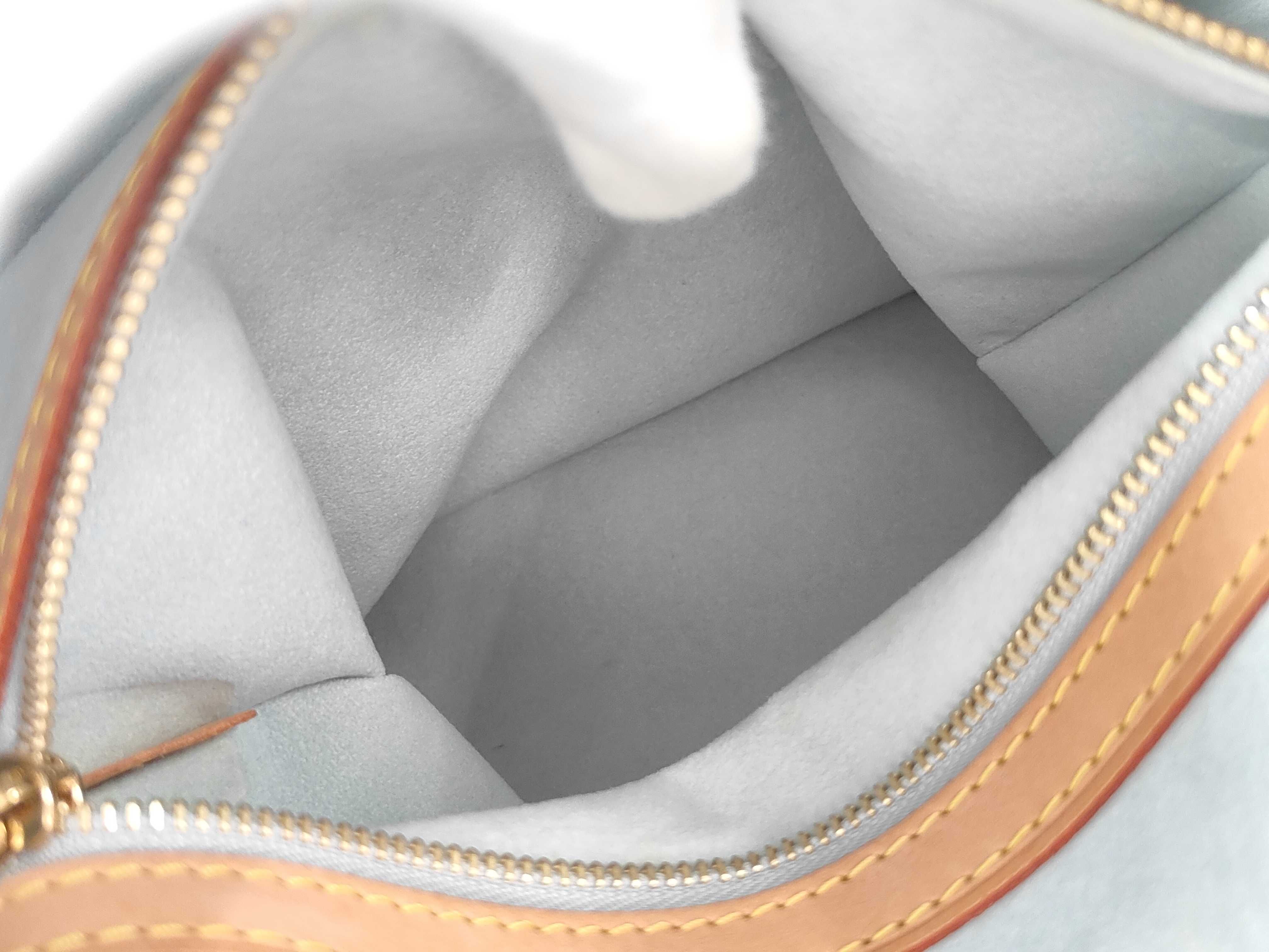 LV Monogram Gradient Sunburst PM M93184 AR0160 Bag — view 9