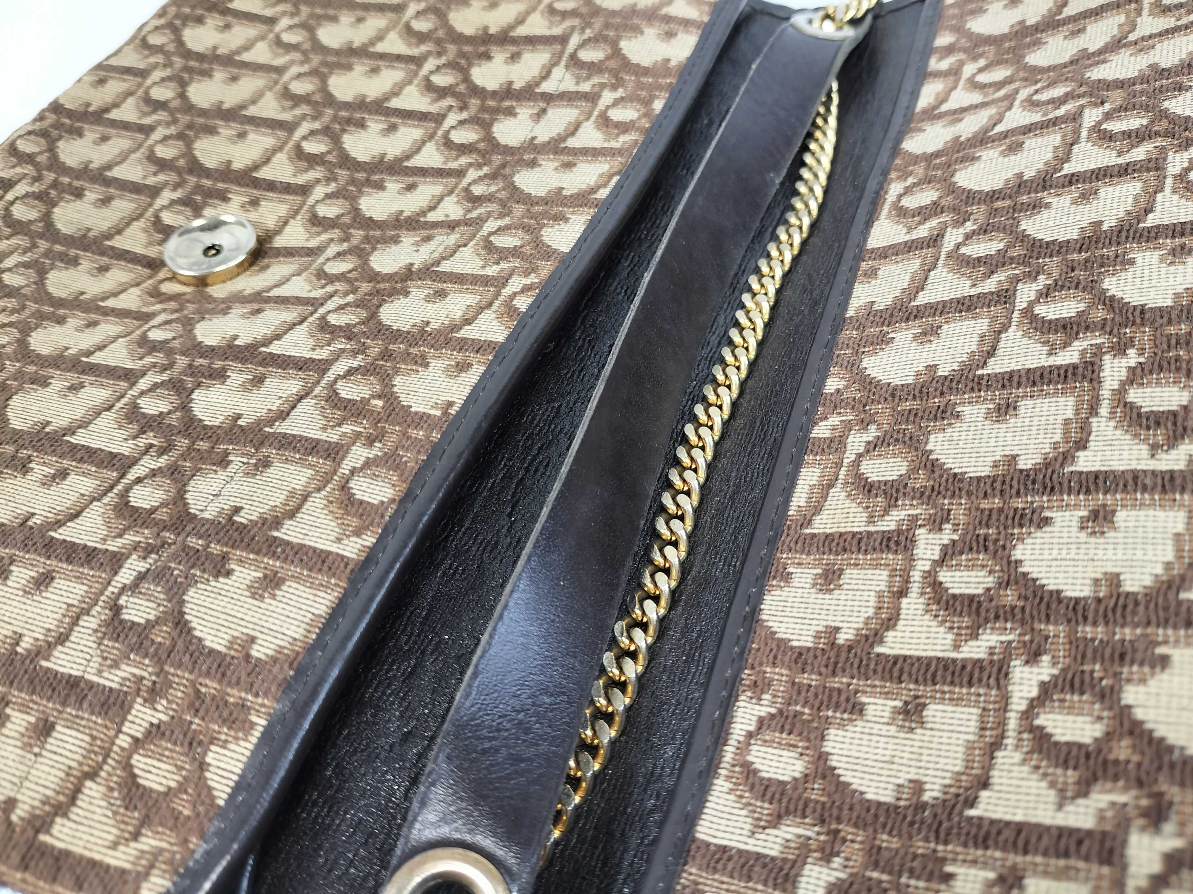 Trotter Chain Shoulder Bag — view 12