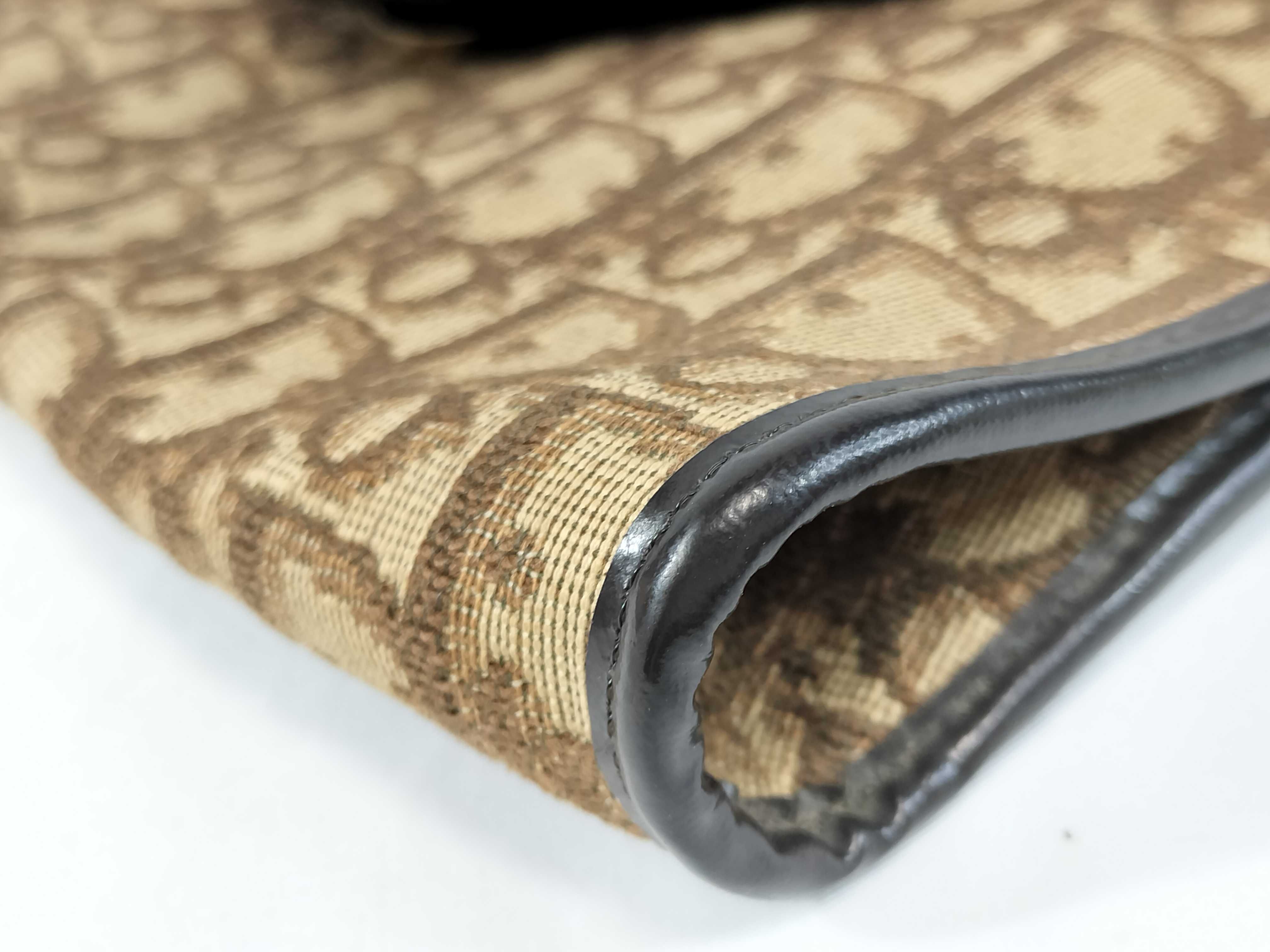 Trotter Chain Shoulder Bag — view 6