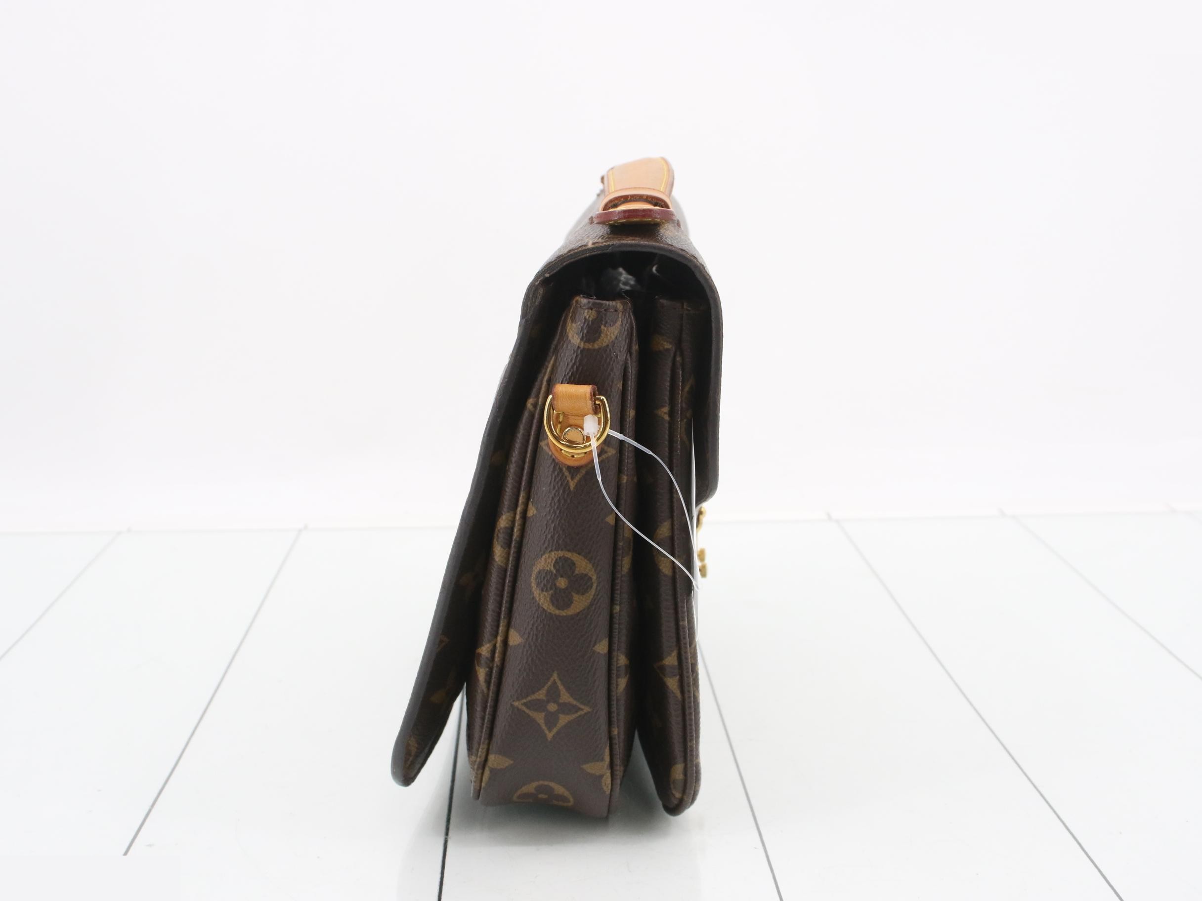 Monogram Pochette Metis MM 2-Way Shoulder Bag, Brown — view 4