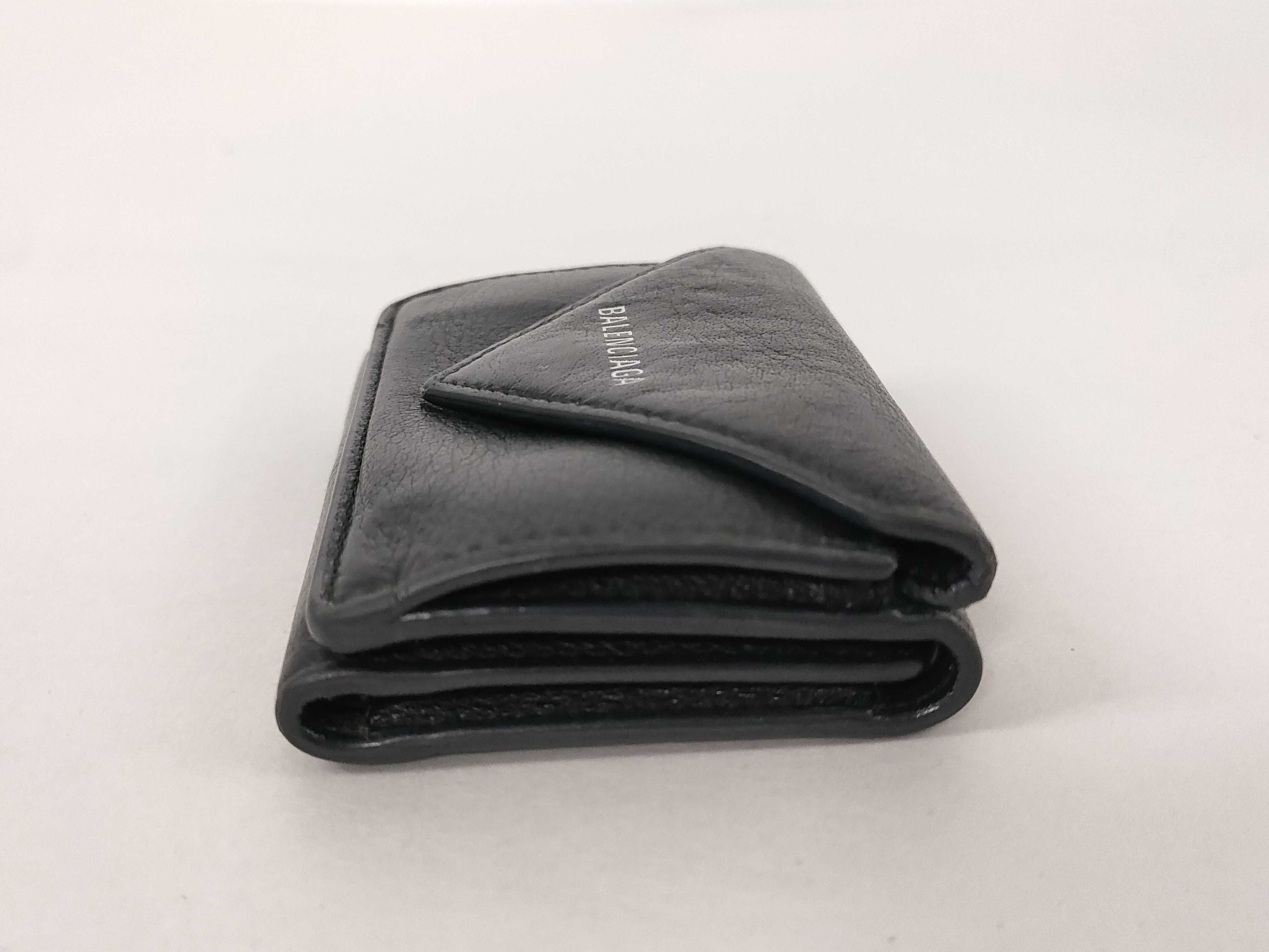 bags and wallets — view 4