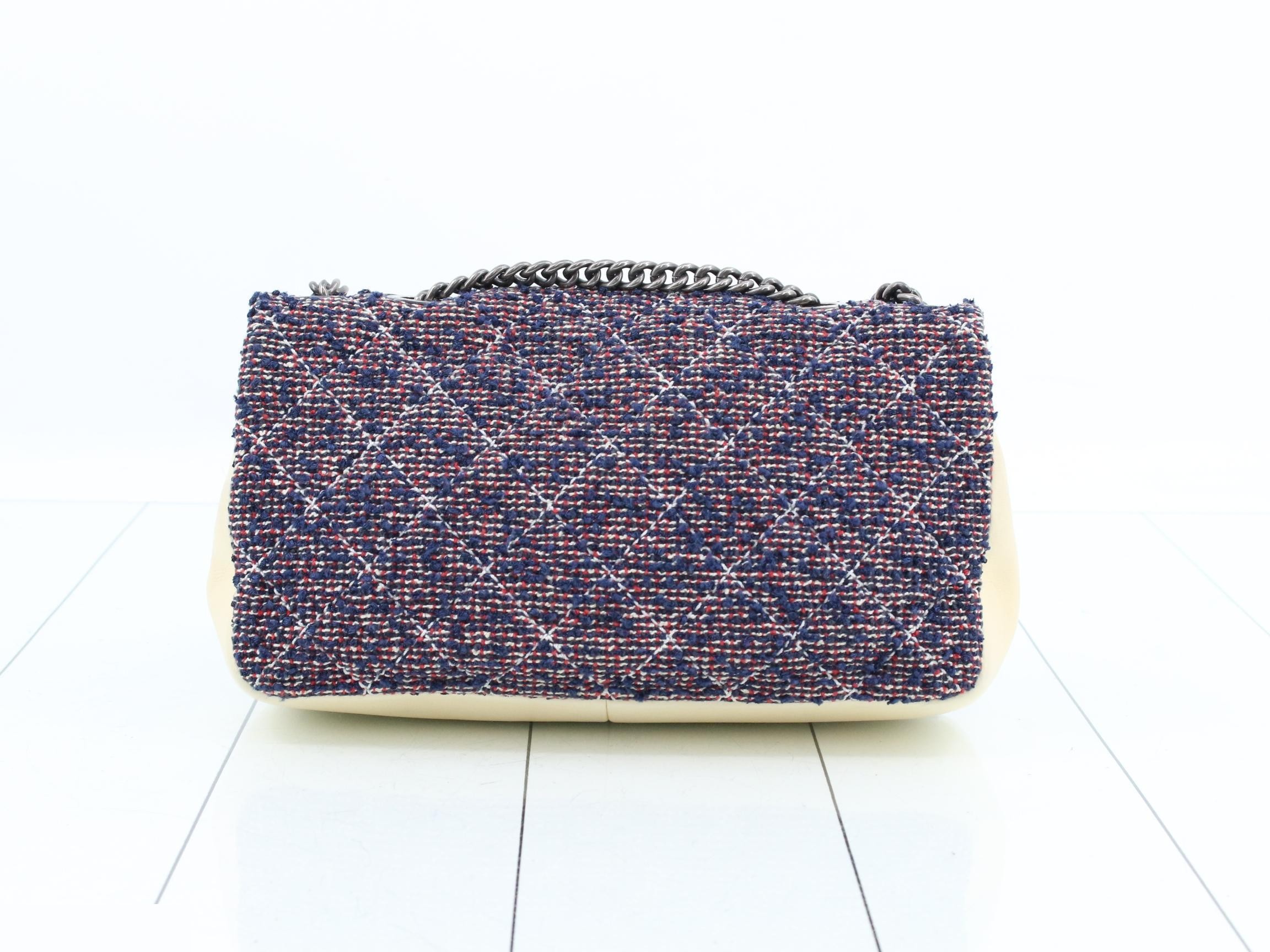 Tweed chain shoulder bag — view 2