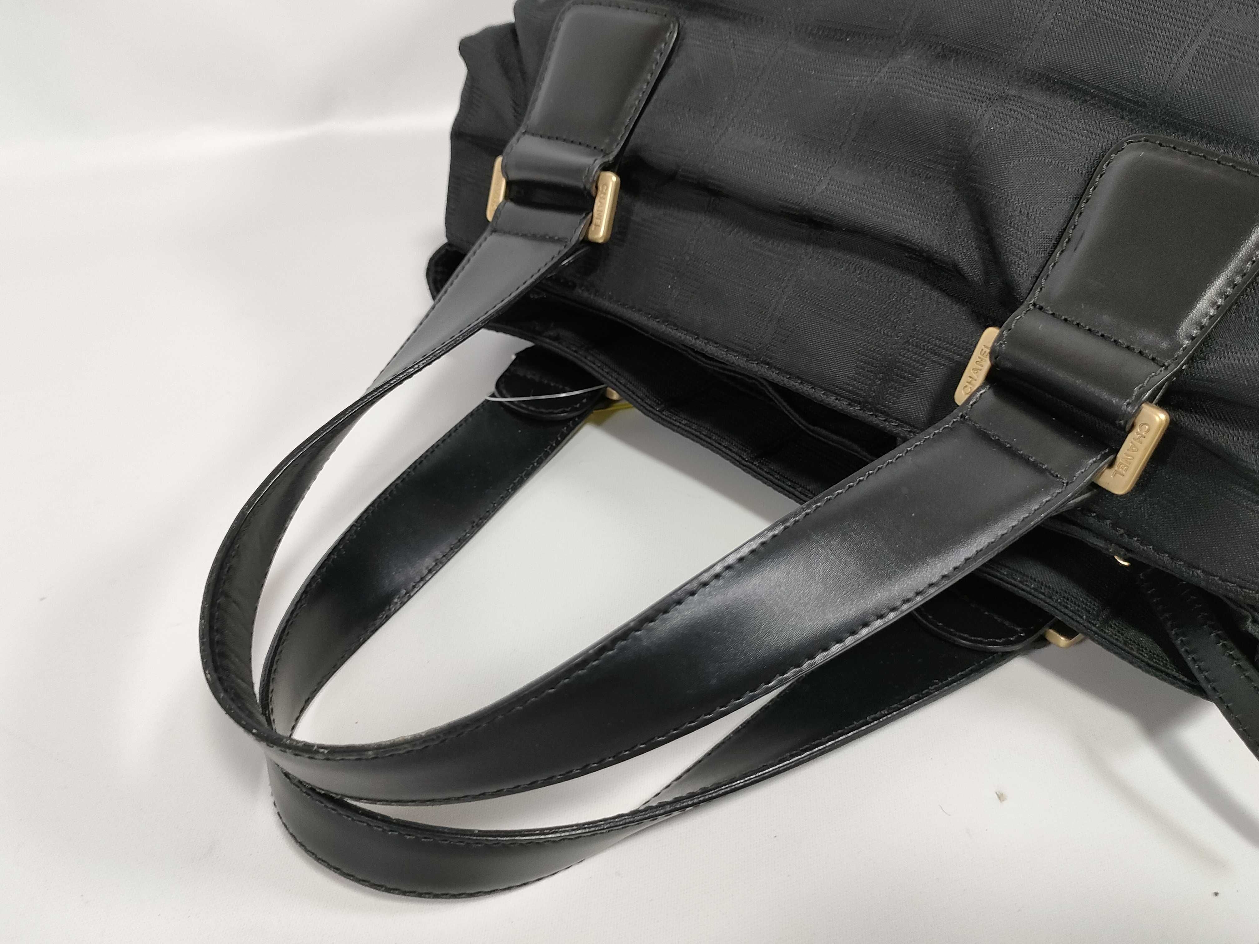 New Travel Line Coco Mark Charm Gold Hardware Black Handbag — view 3