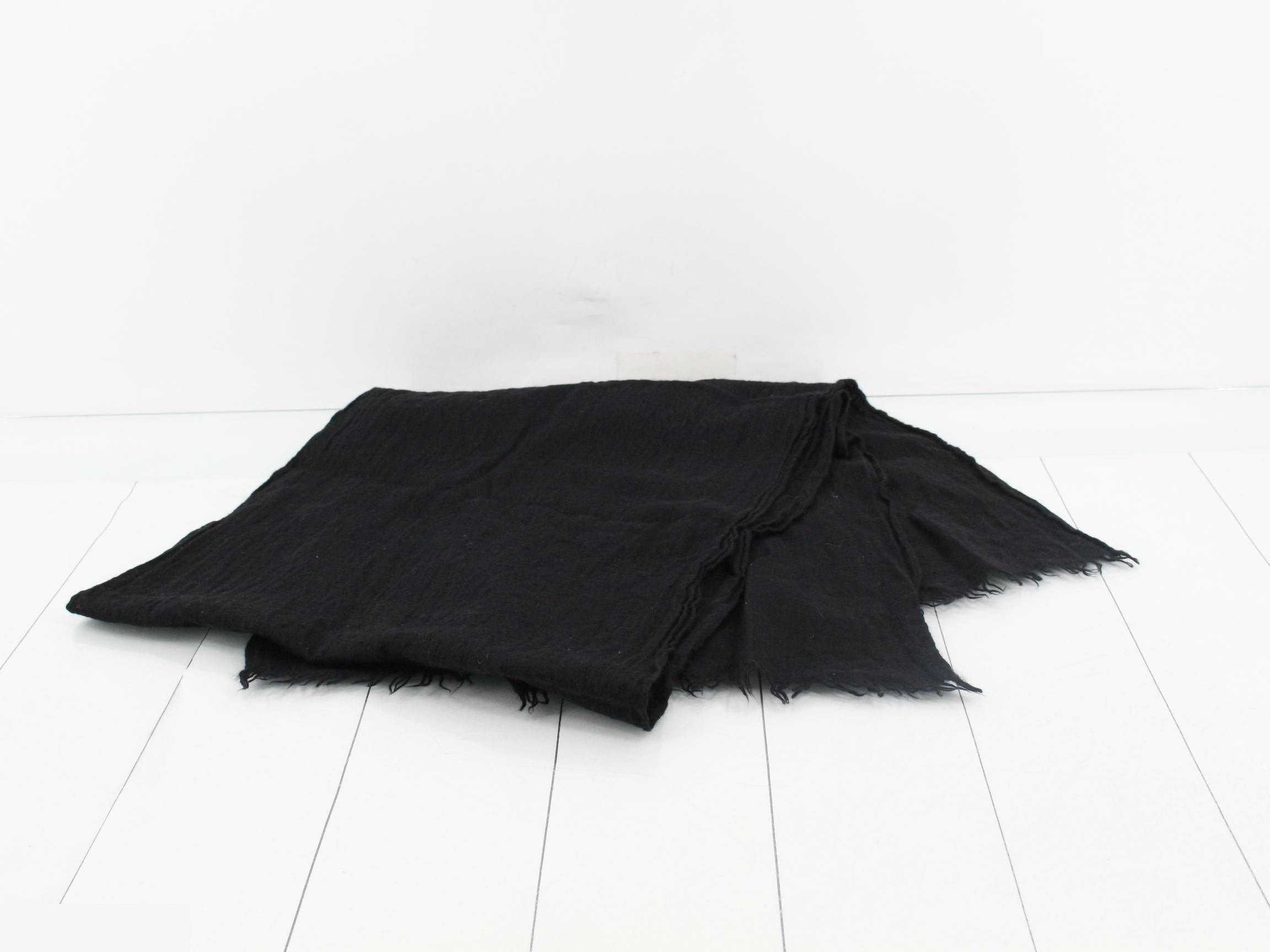 scarf — view 3