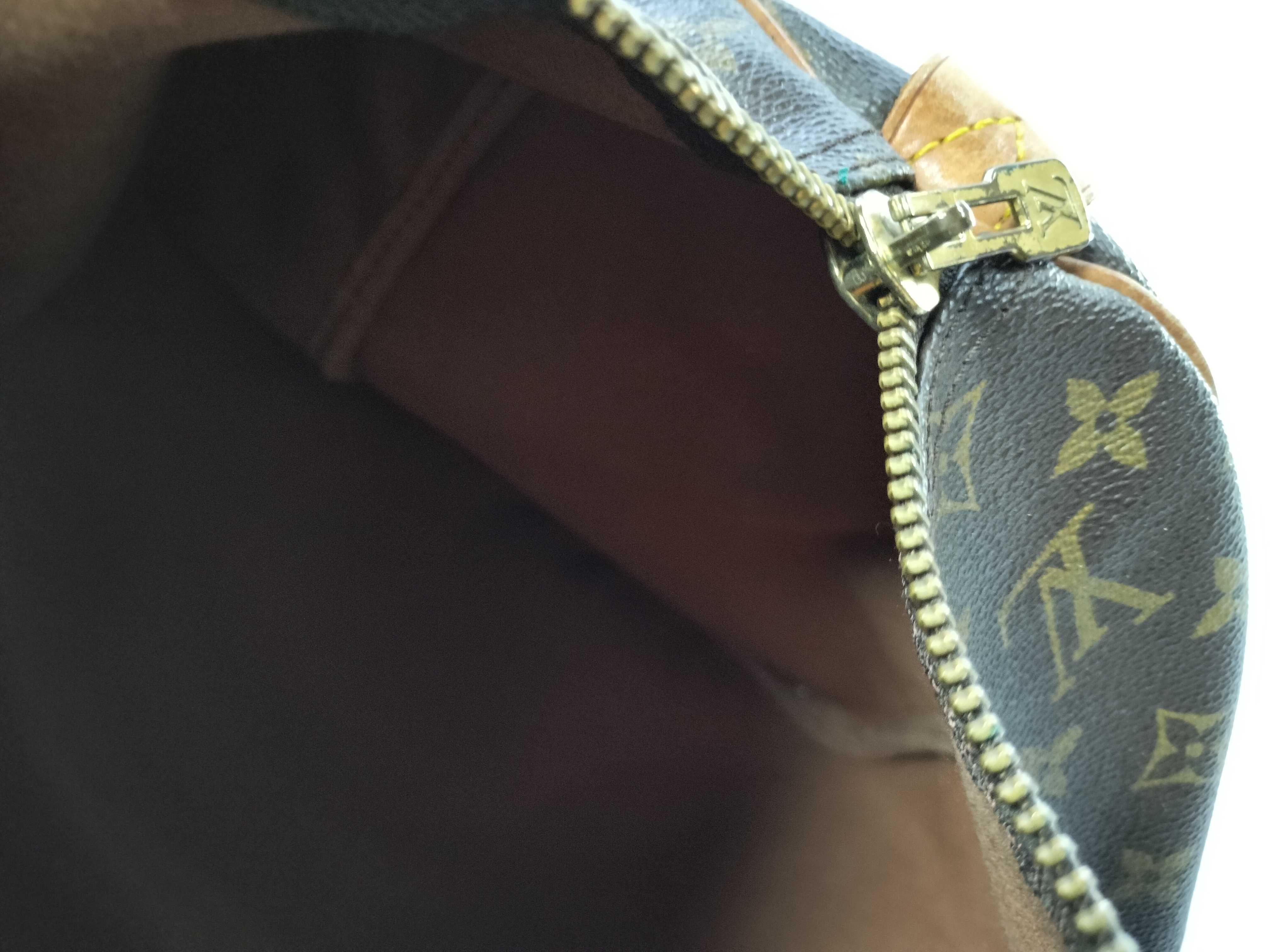 Monogram Keepall 40 Boston Bag — view 9