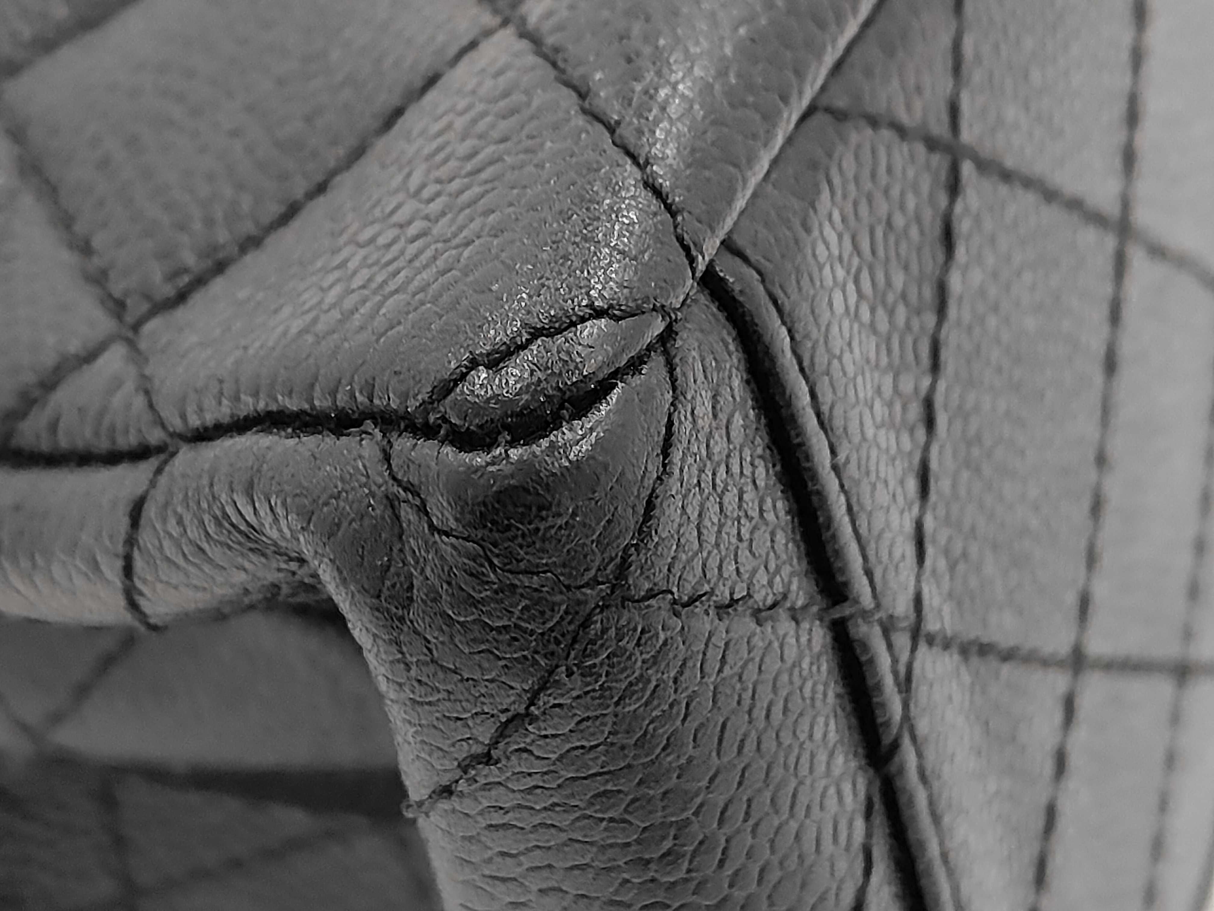 Vintage Shoulder Bag — view 4