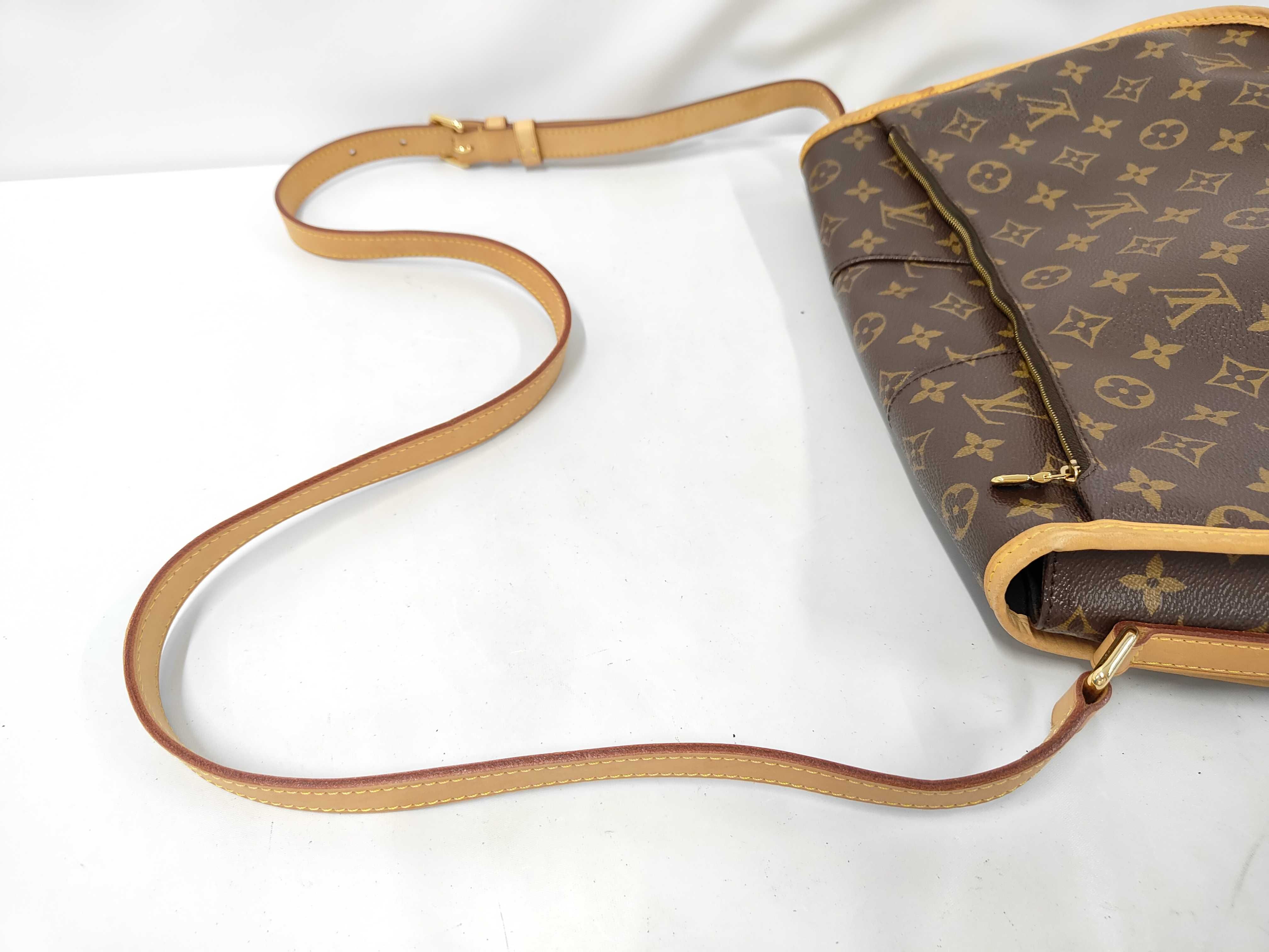 Monogram M40473 Menilmontant MM Shoulder Bag — view 5