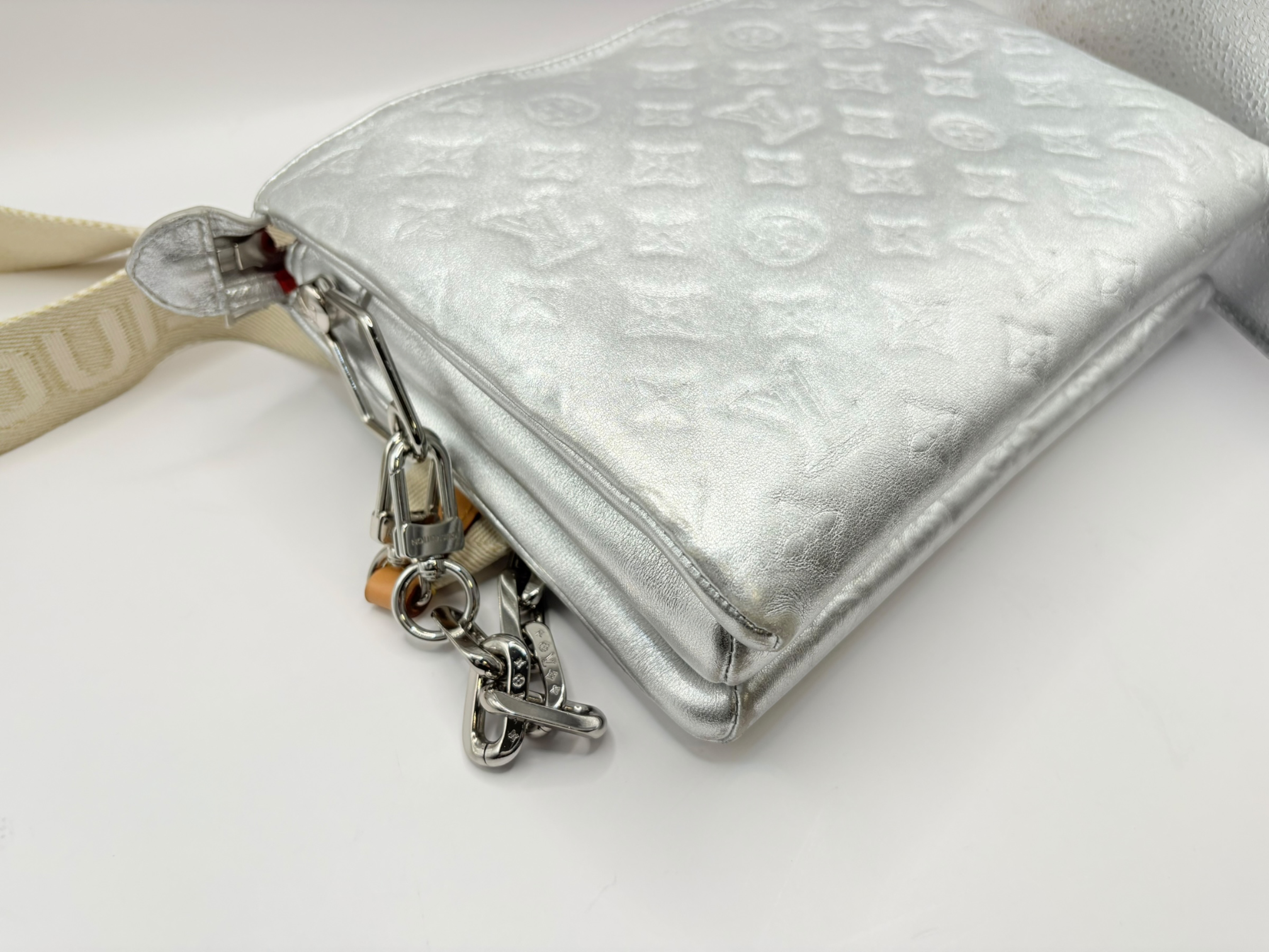 Monogram Embossed Coussin PM M57913 PL0281 Silver Shoulder Bag (RFID detected) — view 4