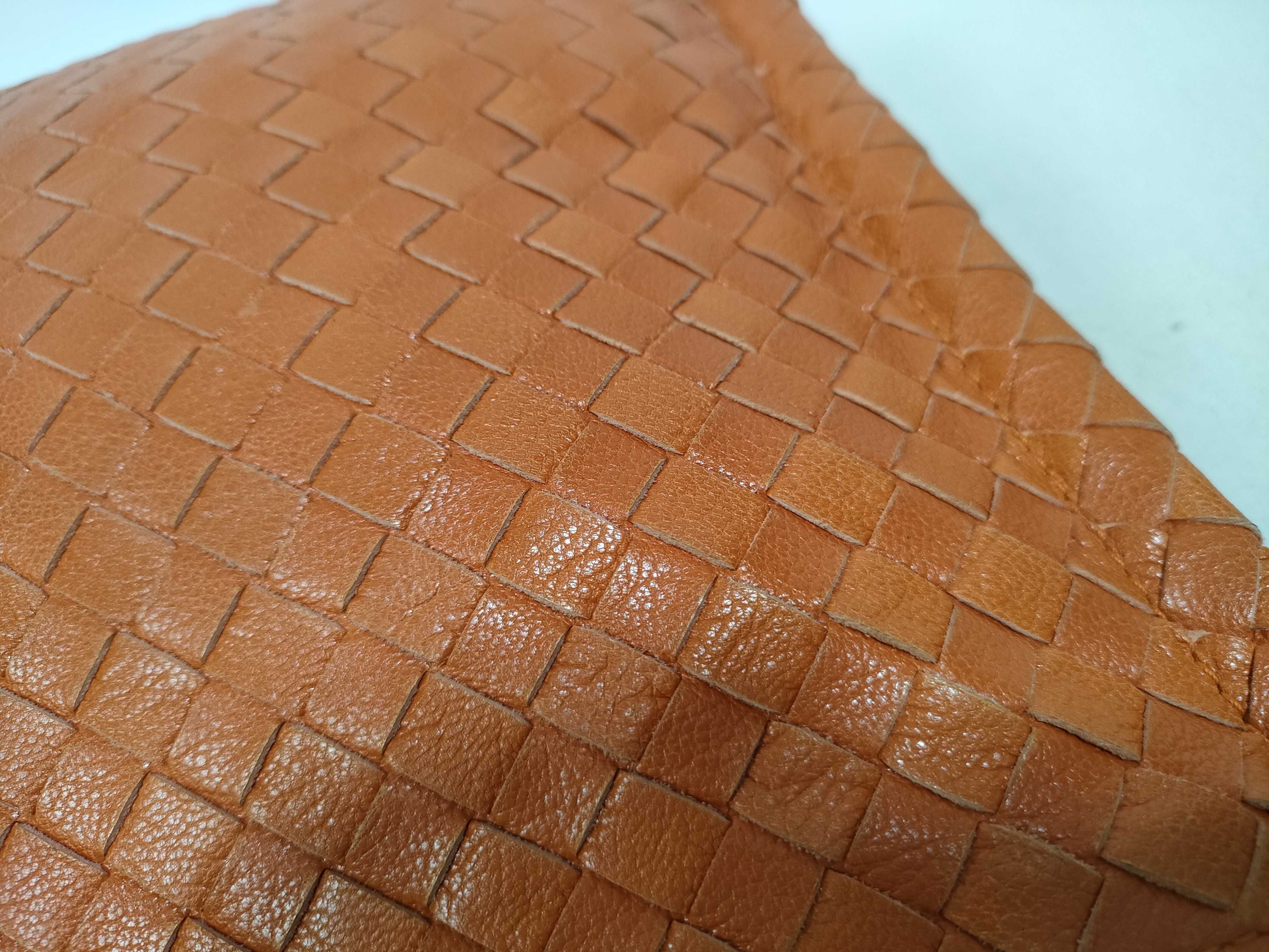 Intrecciato Clutch Pouch — view 9
