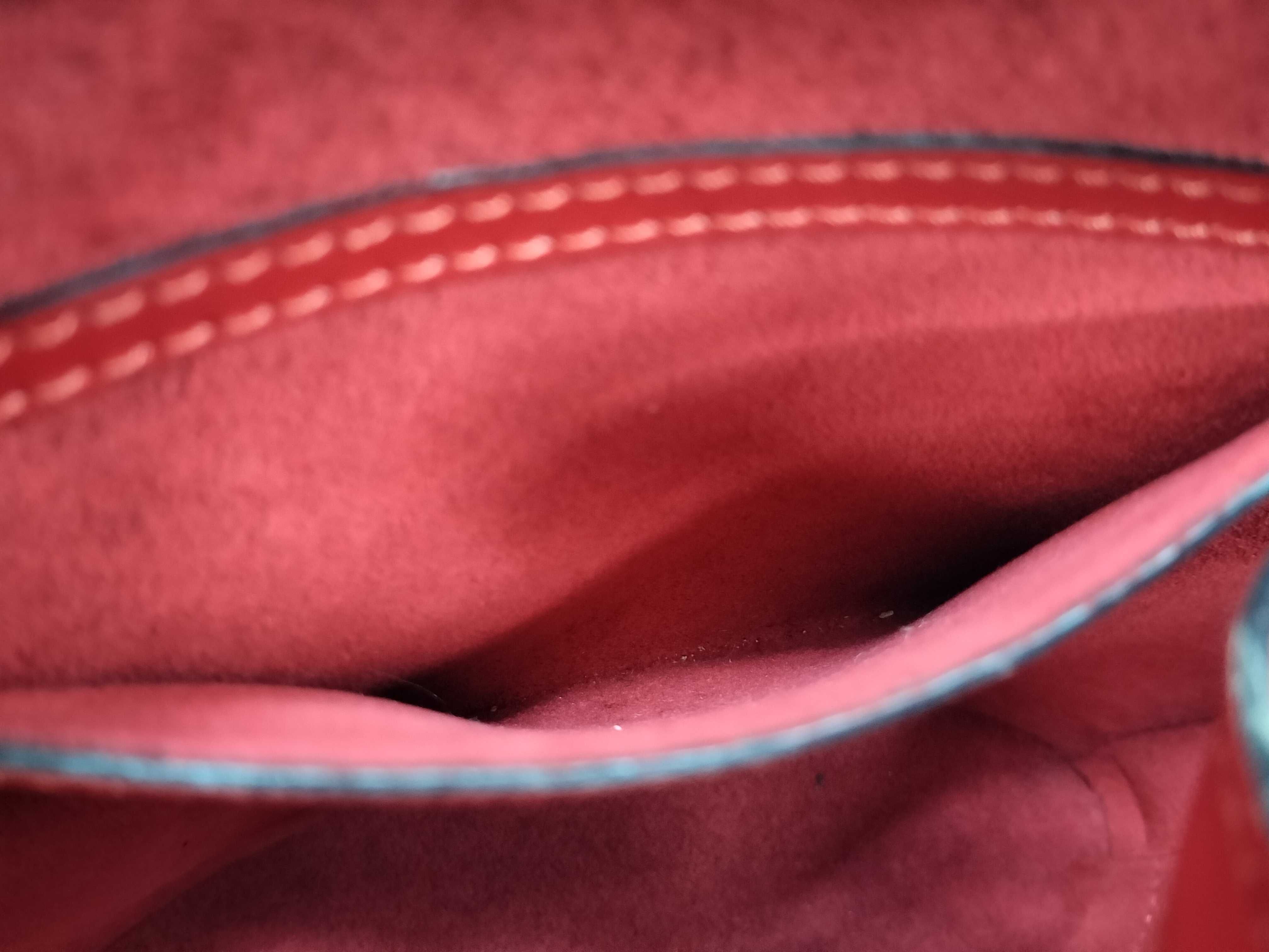 Epi Saint Jacques PM Handbag with Dust Bag — view 11