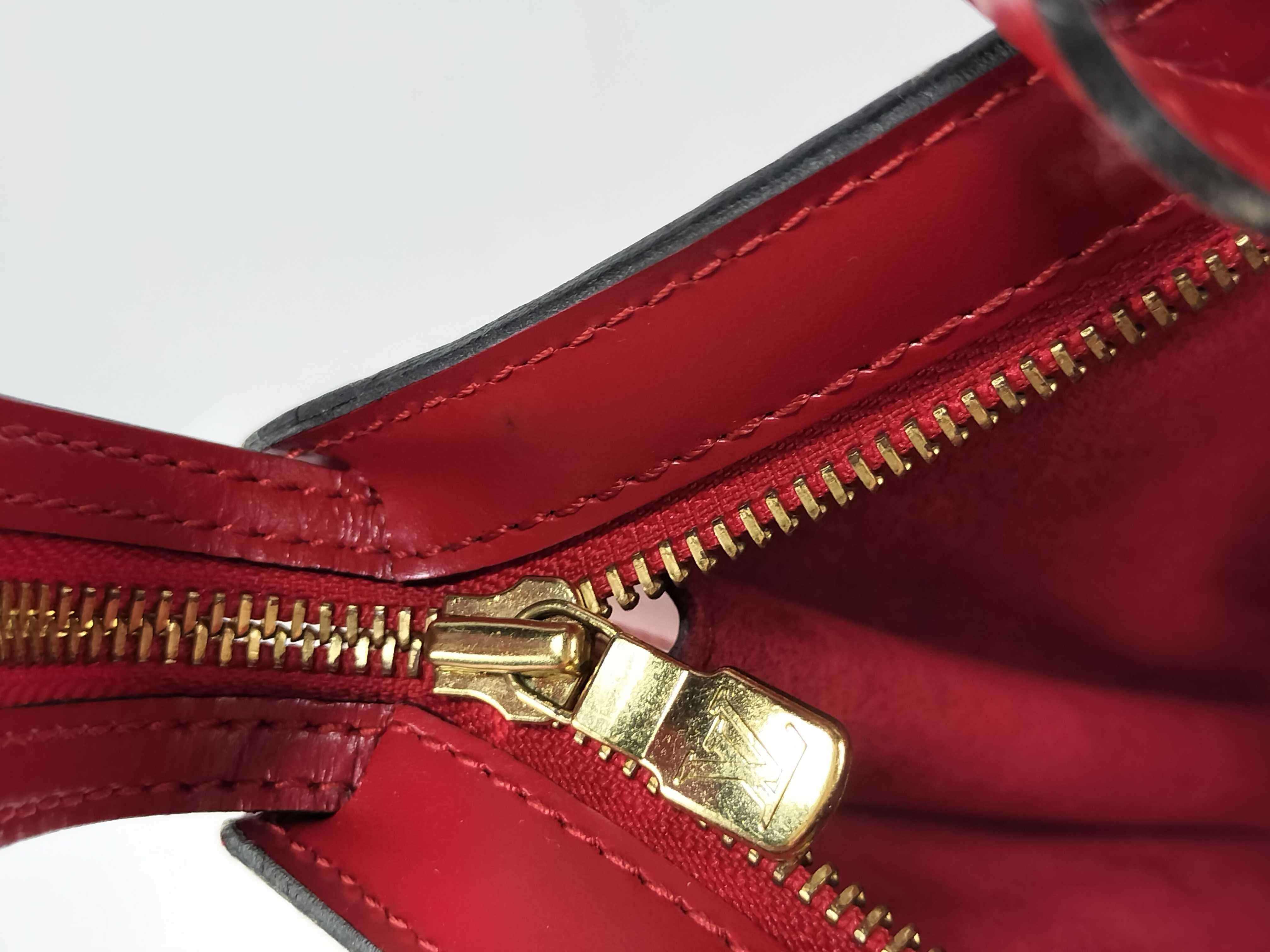 Epi Saint Jacques PM Handbag with Dust Bag — view 14
