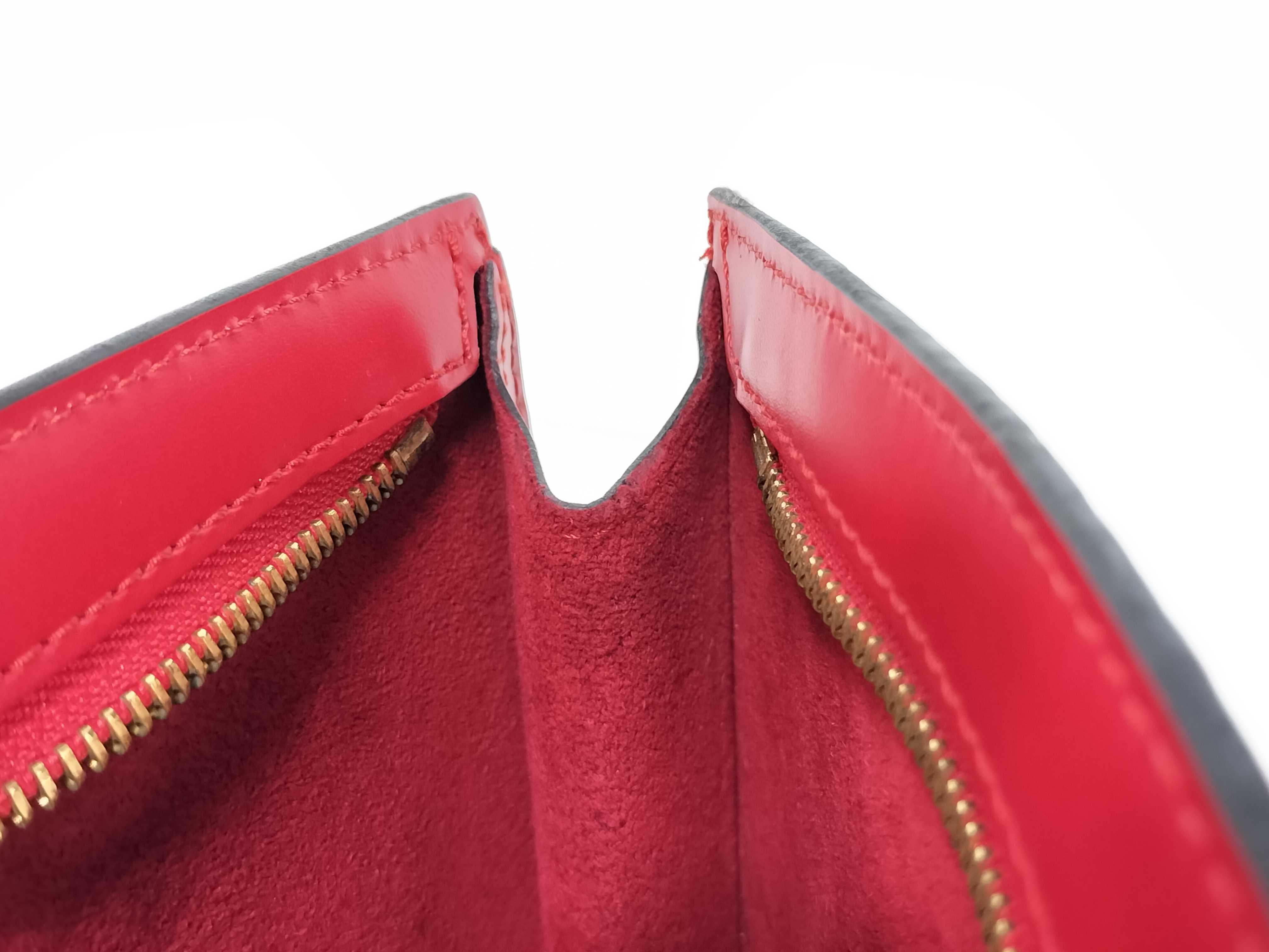 Epi Saint Jacques PM Handbag with Dust Bag — view 9